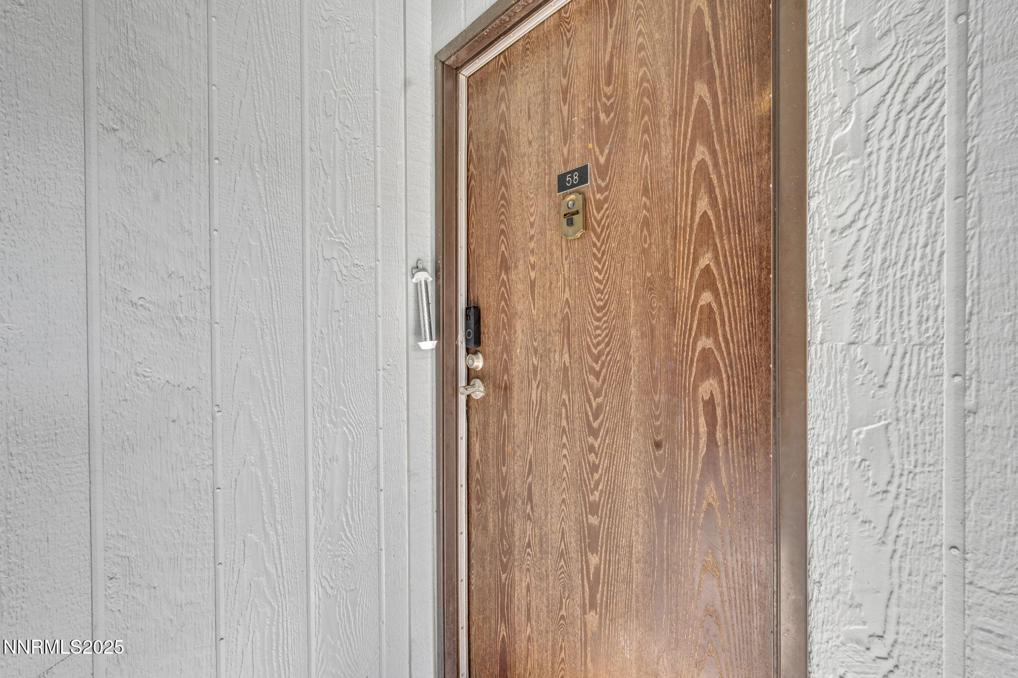 4-web-or-mls-4602-neil-rd-58