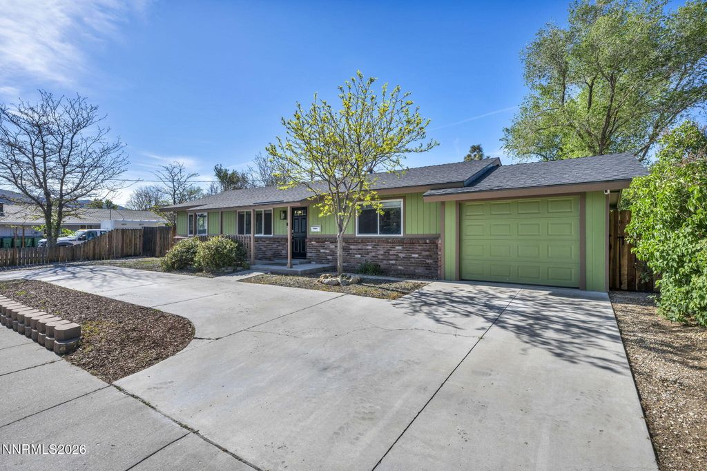 Photo of 621 Colorado Street, Carson City, NV 89701 (MLS # 260006259)