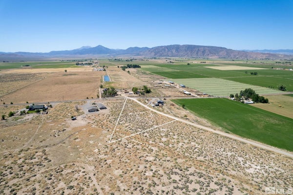70 FOOTHILL RD, SMITH, NV 89430 - Image dee0759e0af4e33979dfab7e1d7dd357/3870485540