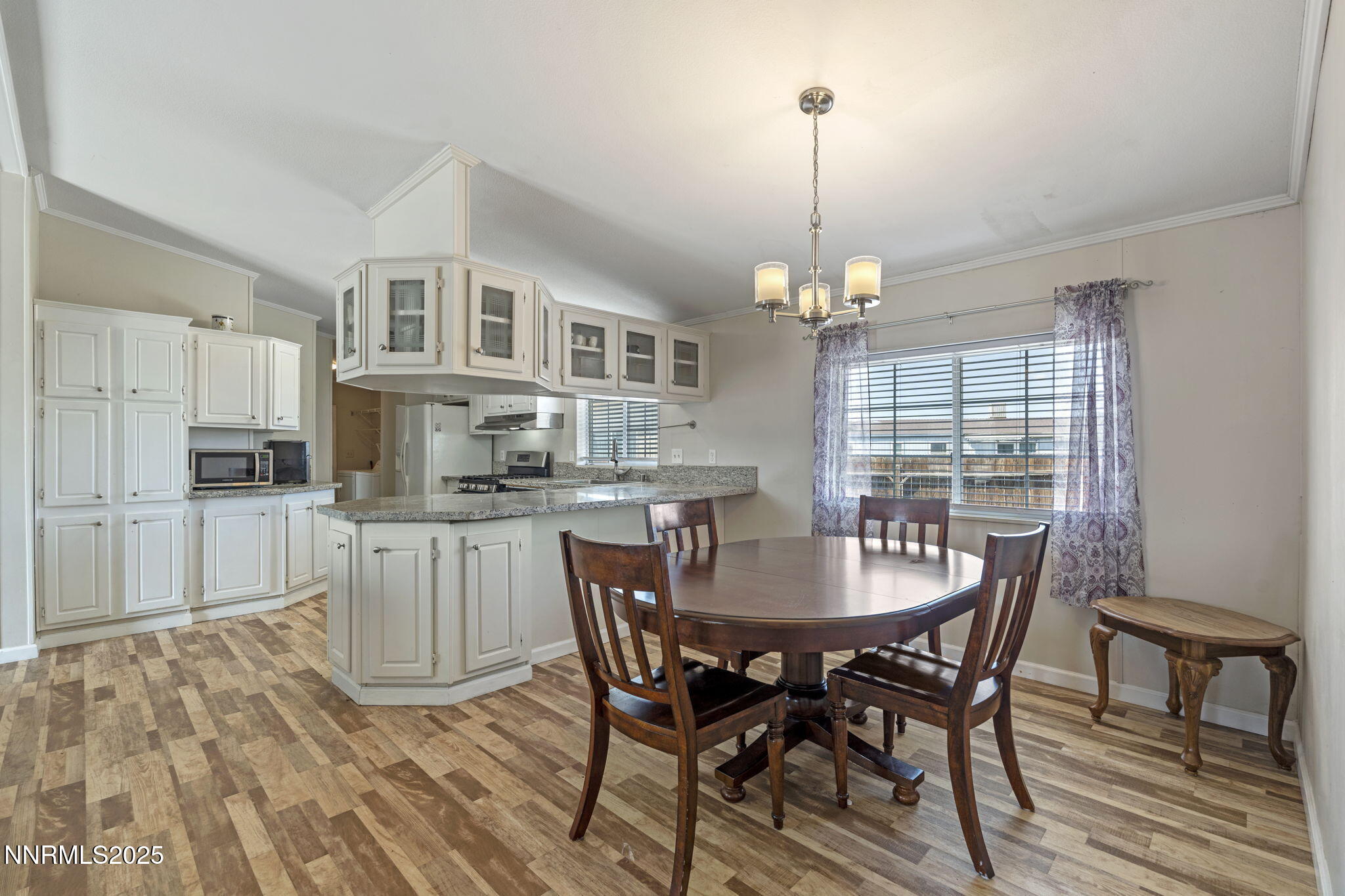 21-web-or-mls-DSC09293