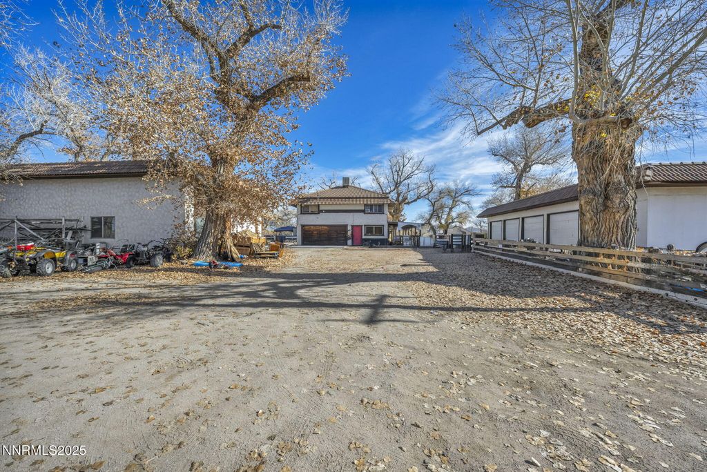 Photo of 15533 Fisherman Road, Fallon, NV 89406 (MLS # 250058922)