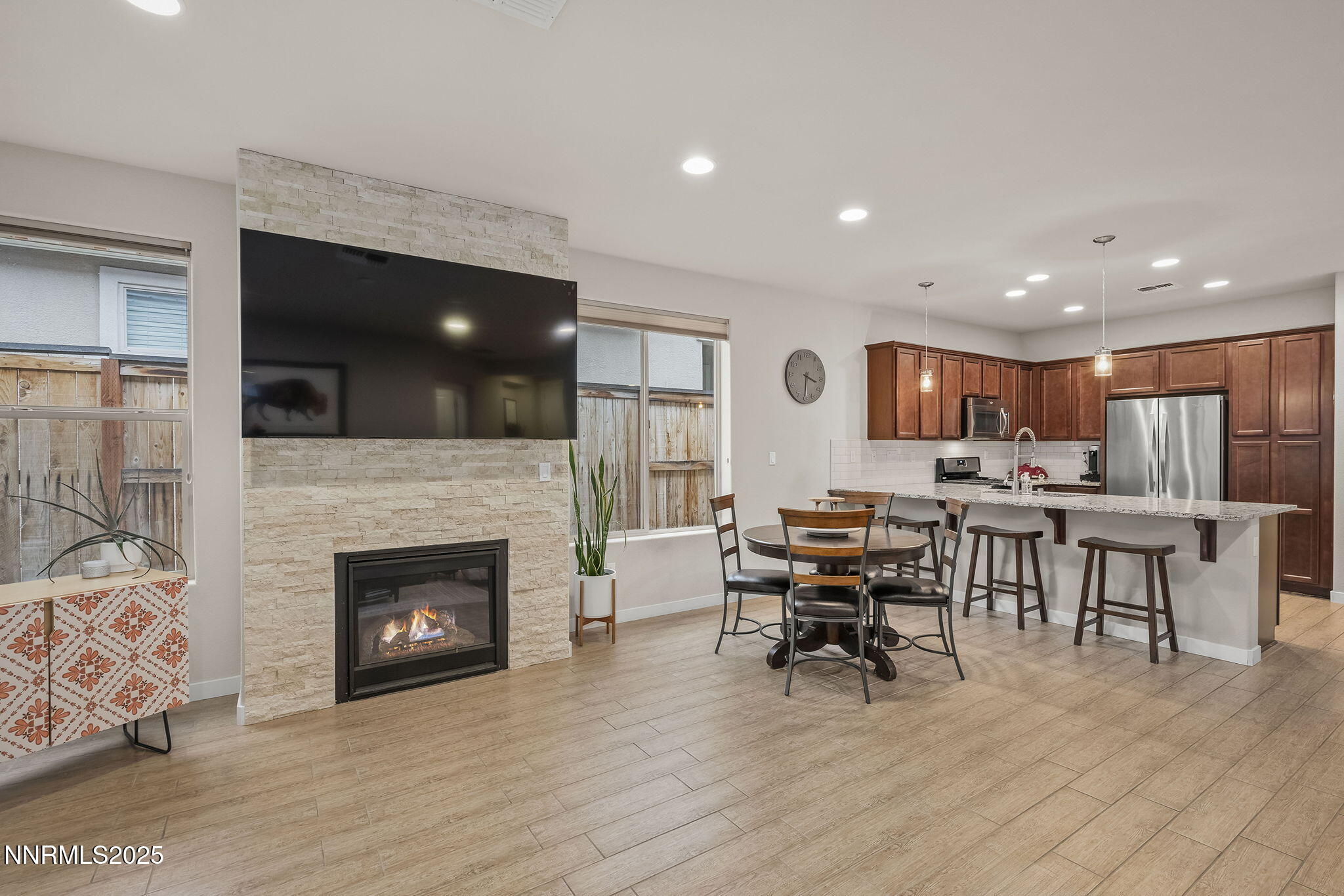 7-web-or-mls-_DSC0353