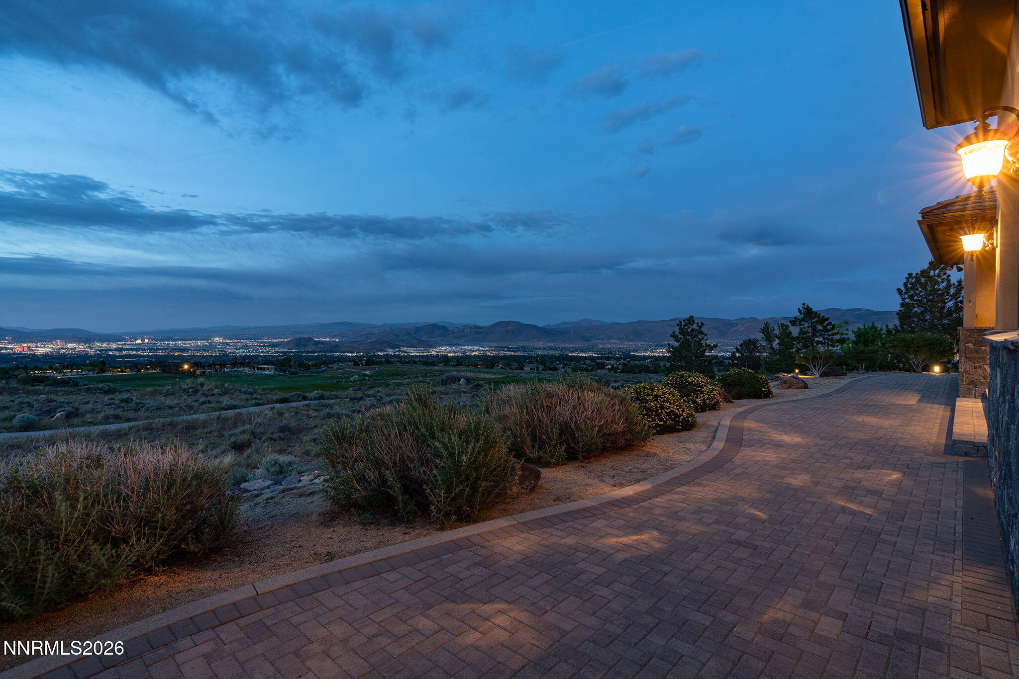 70-web-or-mls-_DSC1444