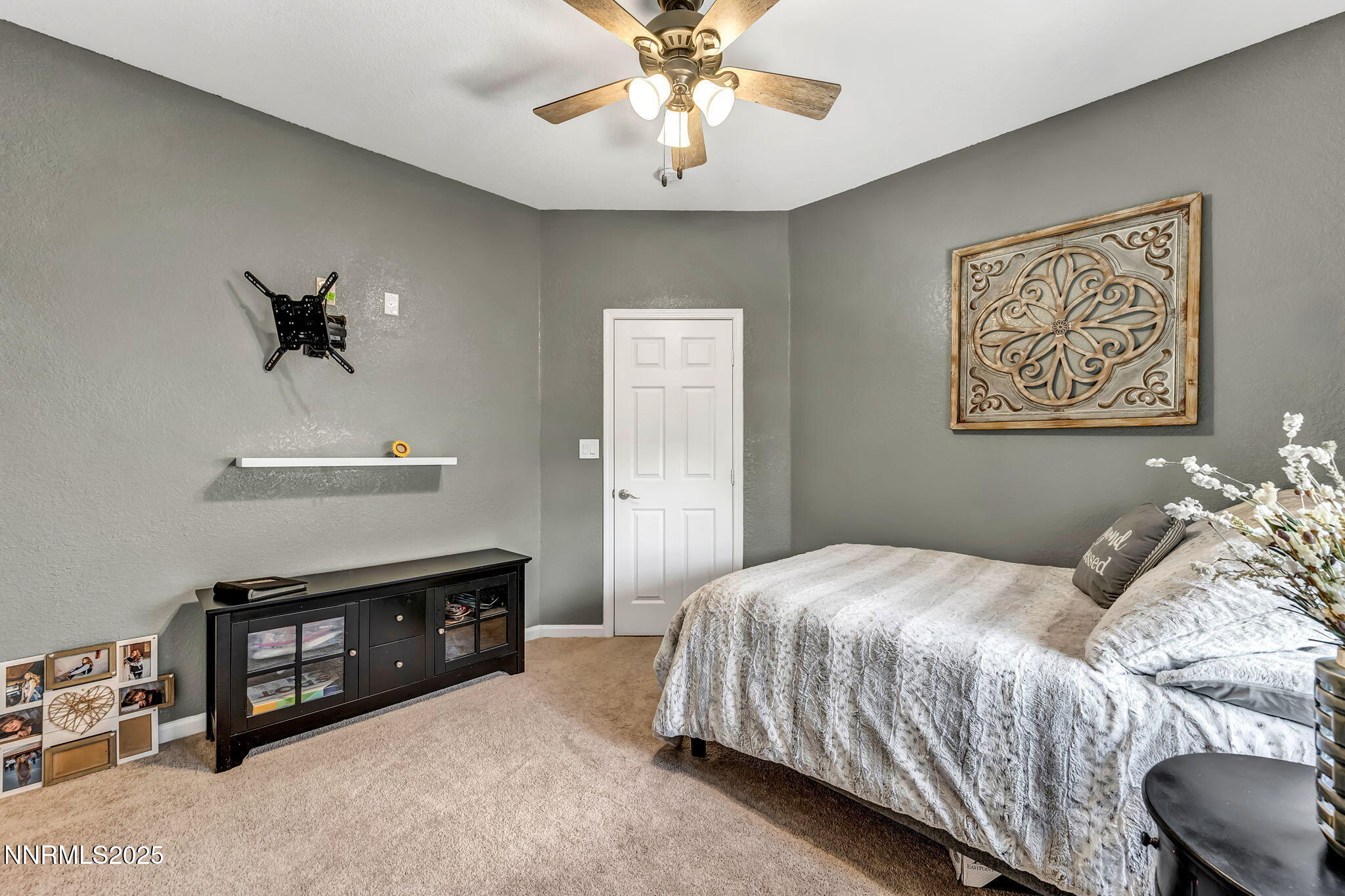 30-web-or-mls-2976-n-fork-rd