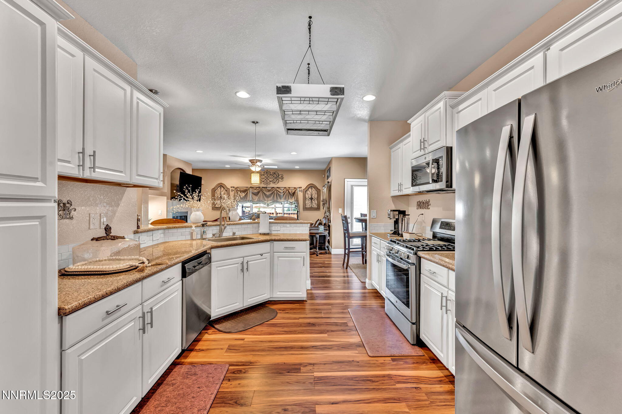 39-web-or-mls-2976-n-fork-rd