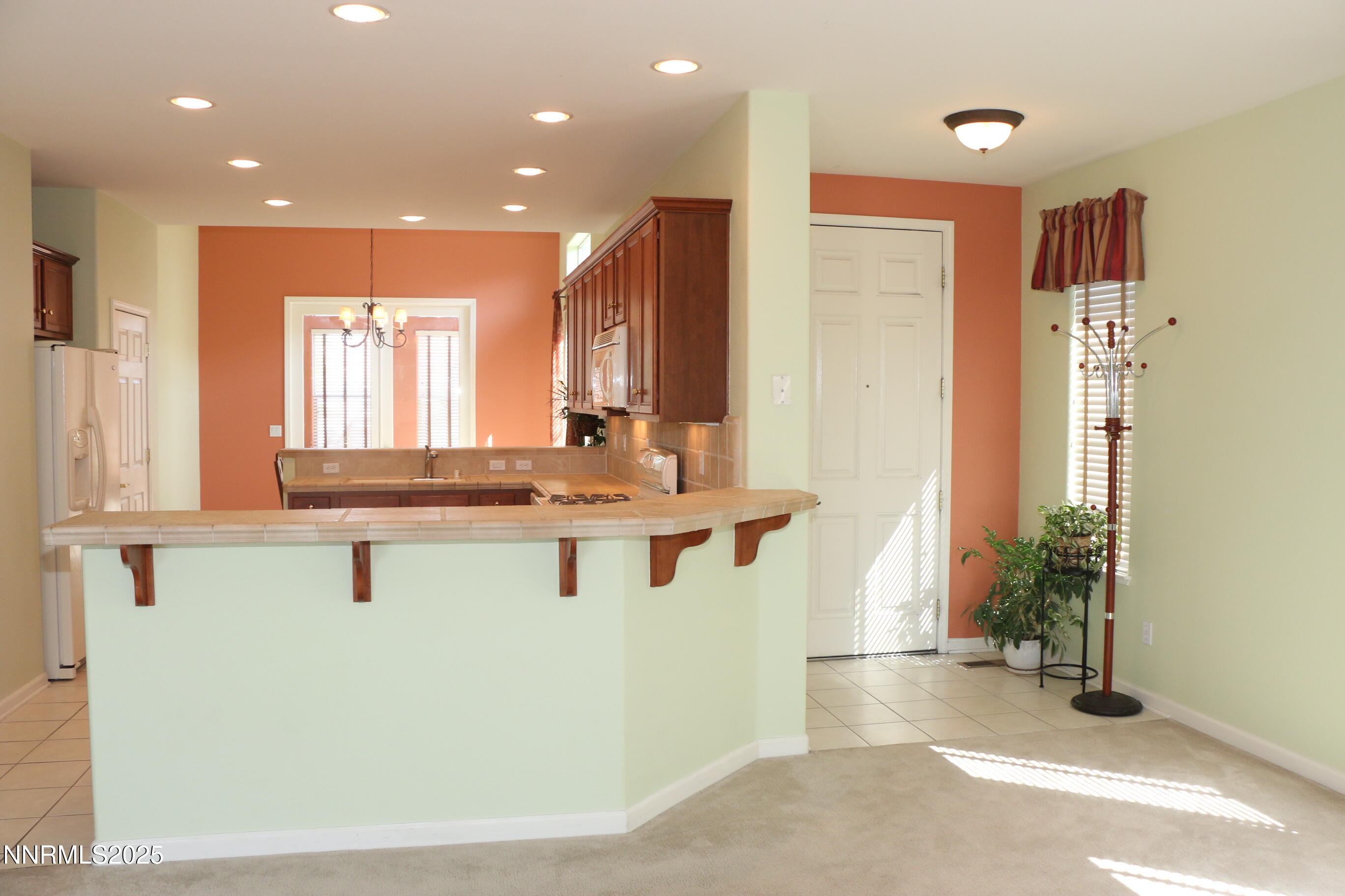 Sparks, Nevada 89434, United States, 2 Bedrooms Bedrooms, ,2 BathroomsBathrooms,Residential,Active,206911