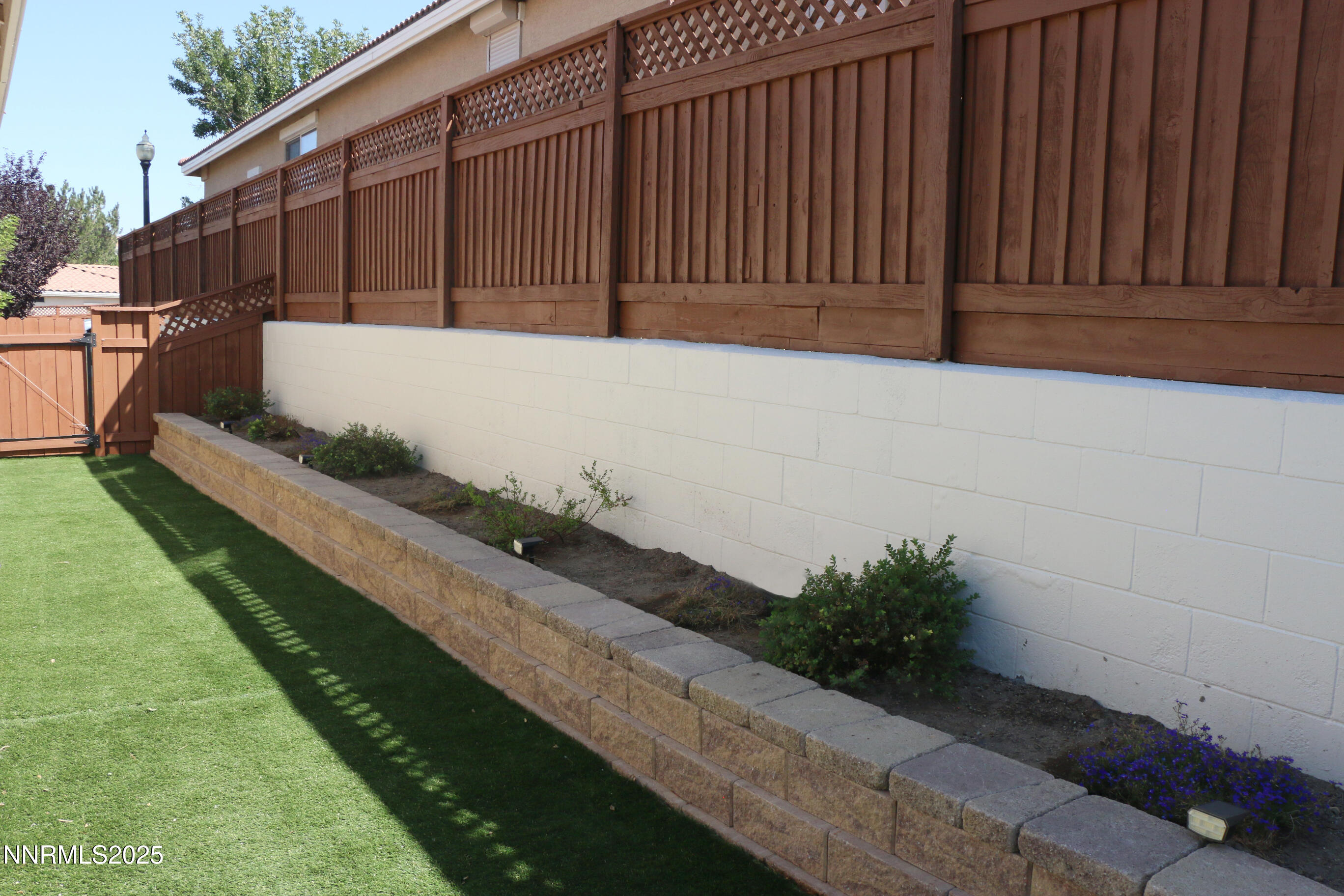 Sparks, Nevada 89434, United States, 2 Bedrooms Bedrooms, ,2 BathroomsBathrooms,Residential,Active,206911