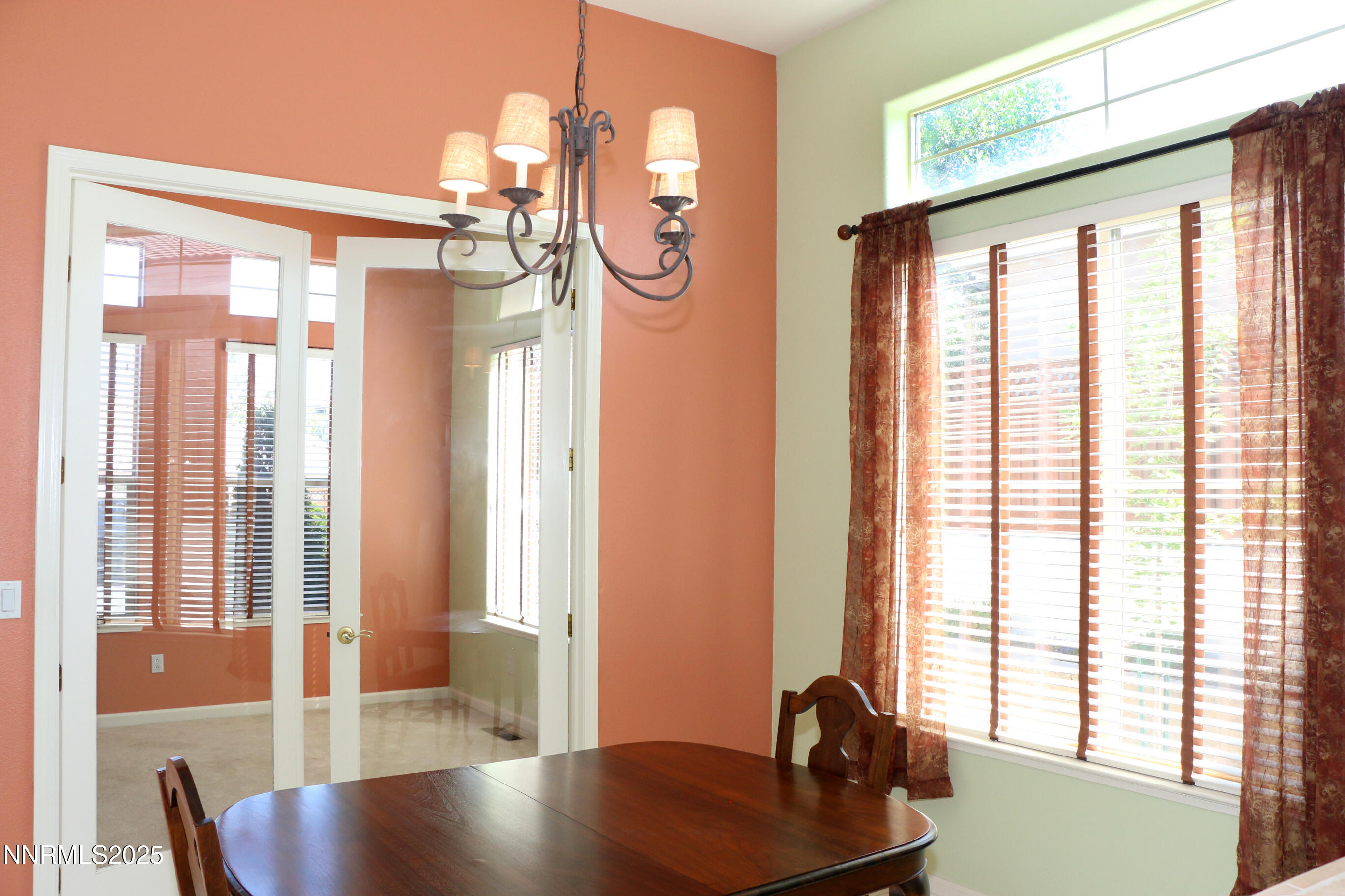 Sparks, Nevada 89434, United States, 2 Bedrooms Bedrooms, ,2 BathroomsBathrooms,Residential,Active,206911