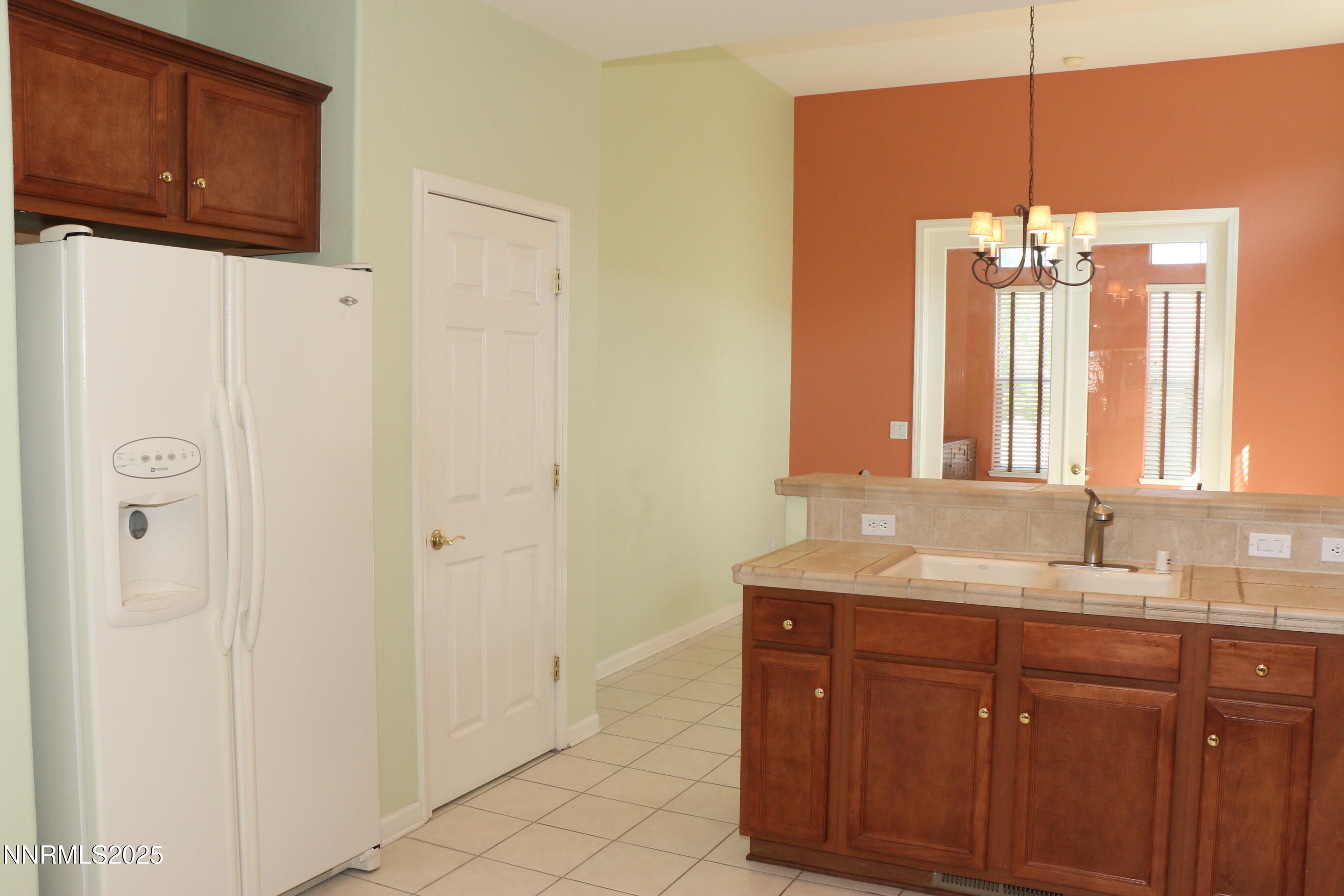 Sparks, Nevada 89434, United States, 2 Bedrooms Bedrooms, ,2 BathroomsBathrooms,Residential,Active,206911