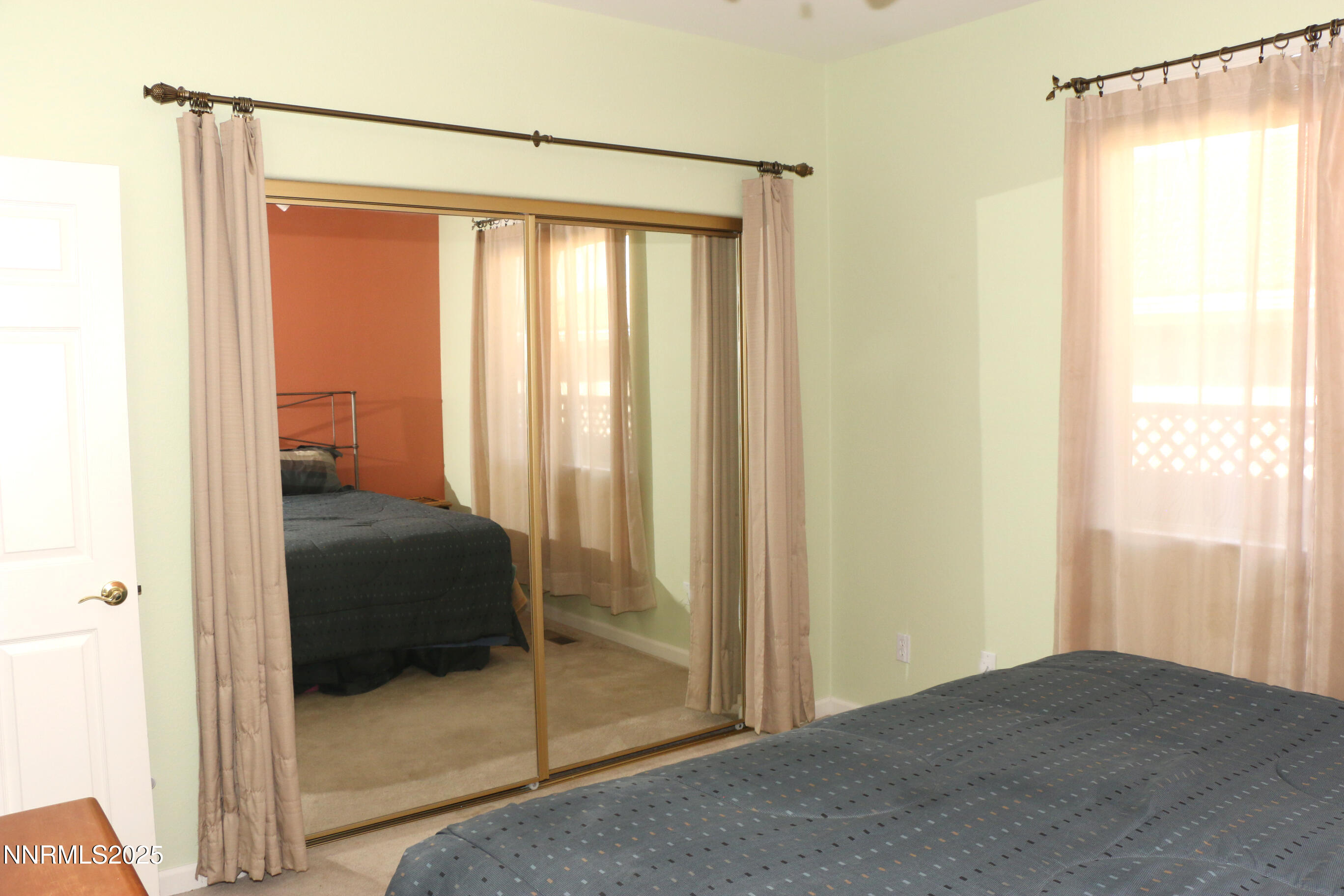 Sparks, Nevada 89434, United States, 2 Bedrooms Bedrooms, ,2 BathroomsBathrooms,Residential,Active,206911