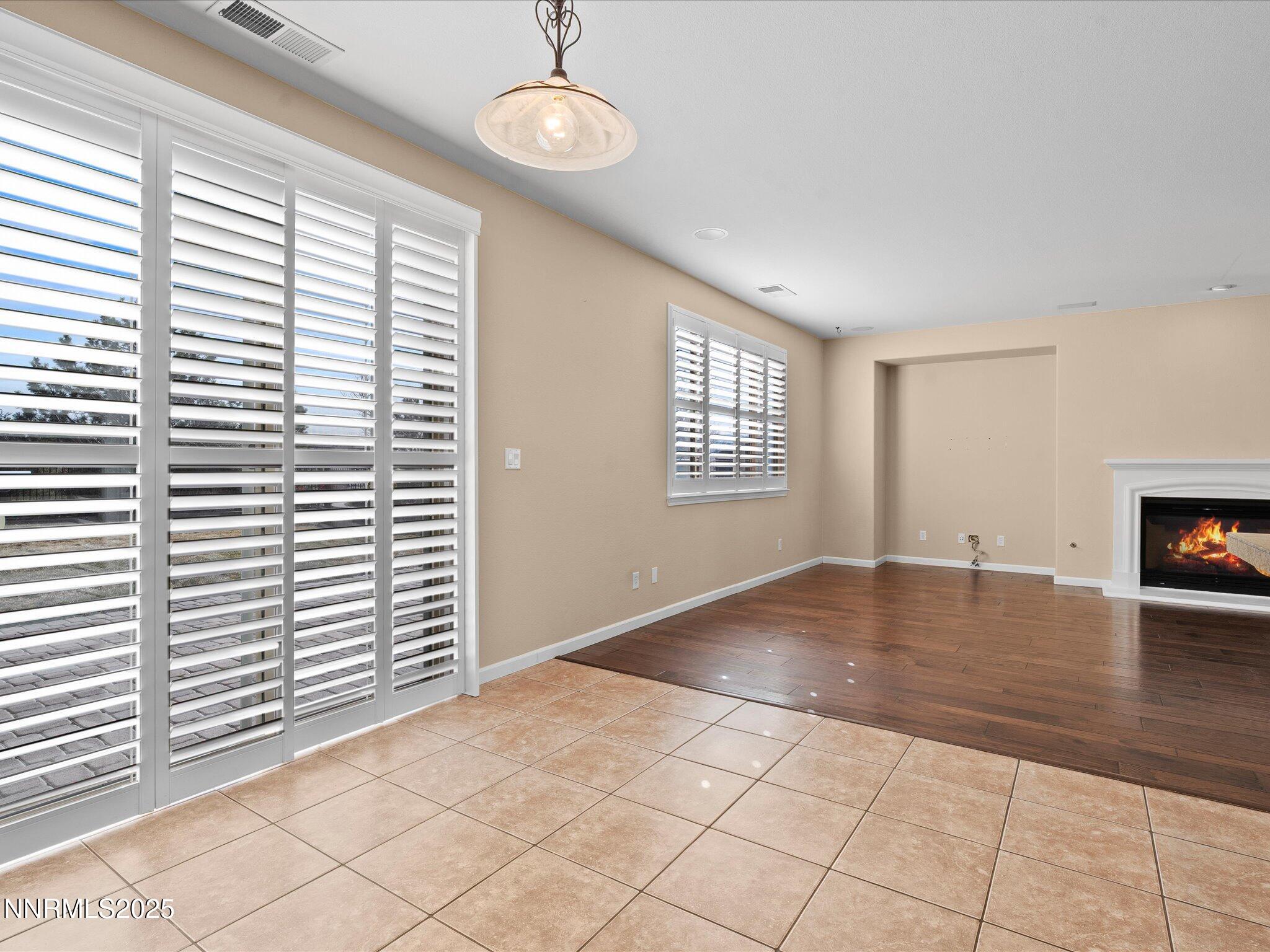 18-1710 Jewel Star Ct-117