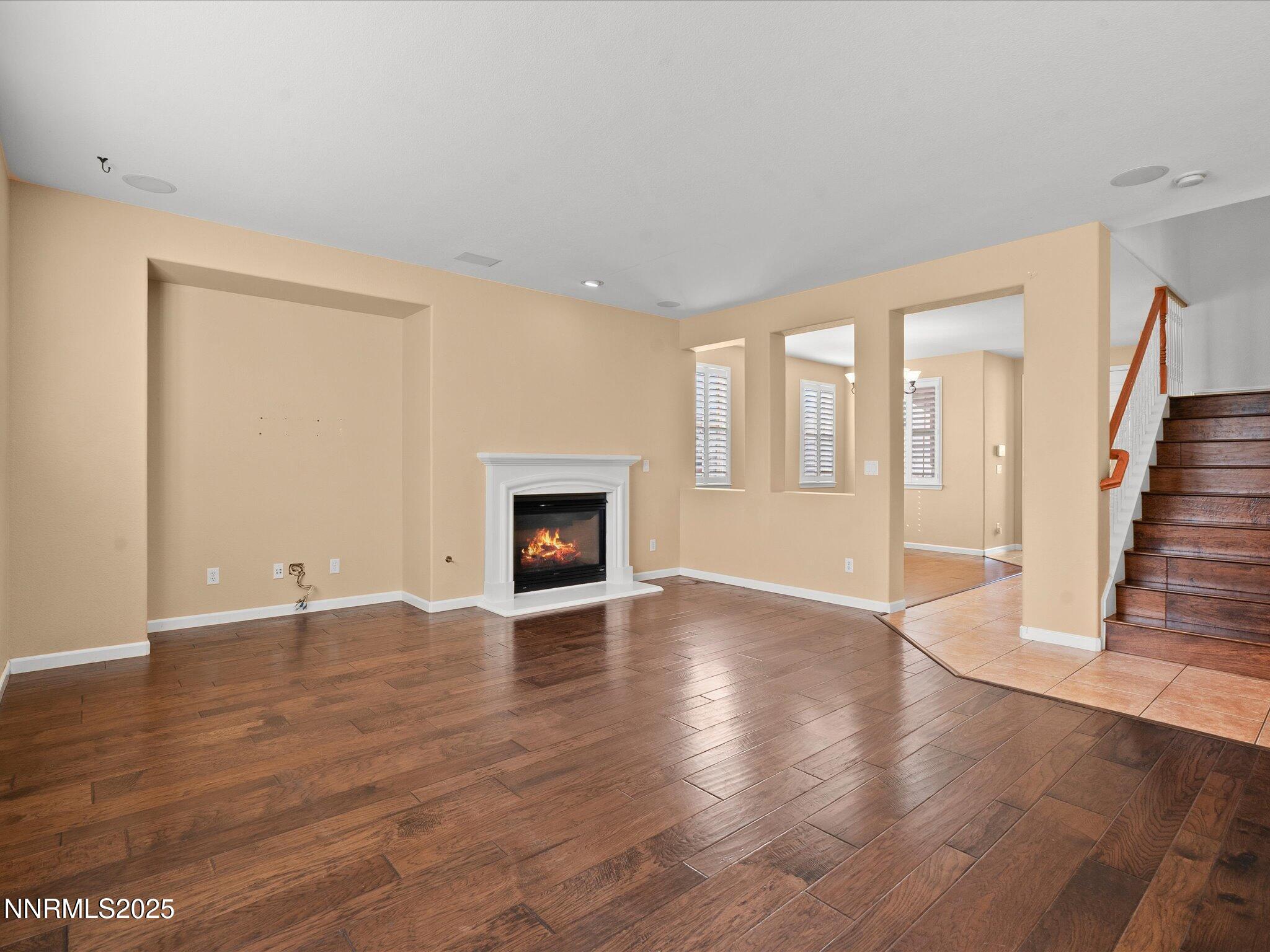 11-1710 Jewel Star Ct-110