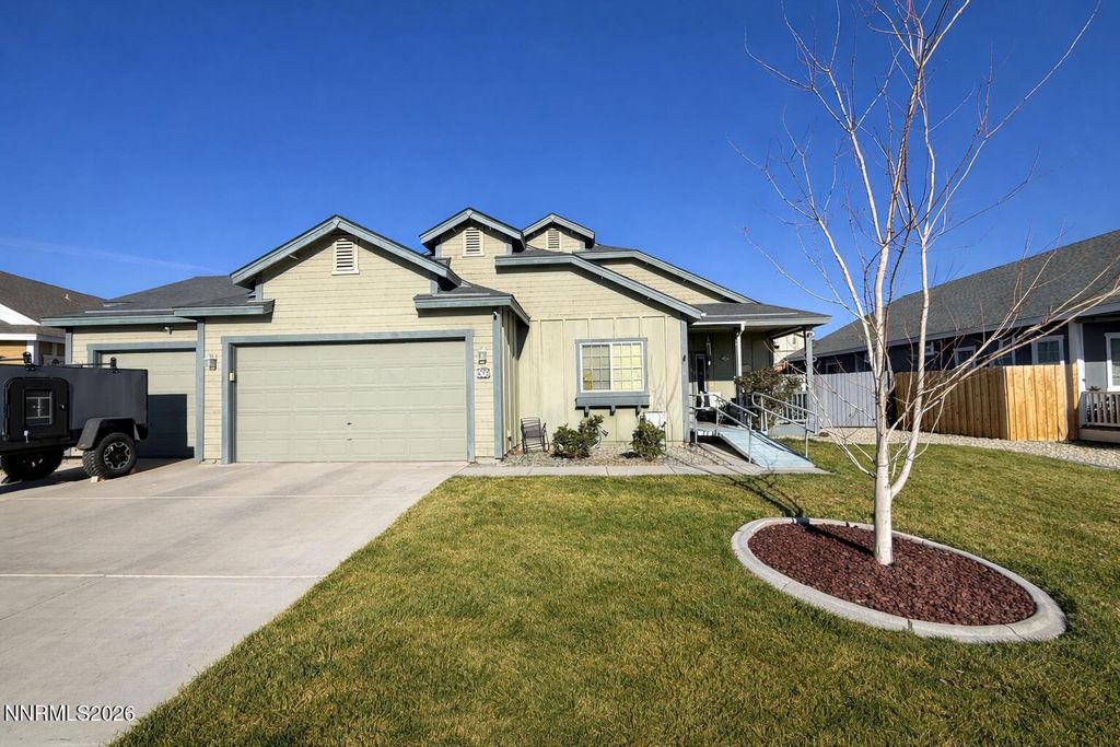 Photo of 672 Cardinal Circle, Fernley, NV 89408 (MLS # 260003076)