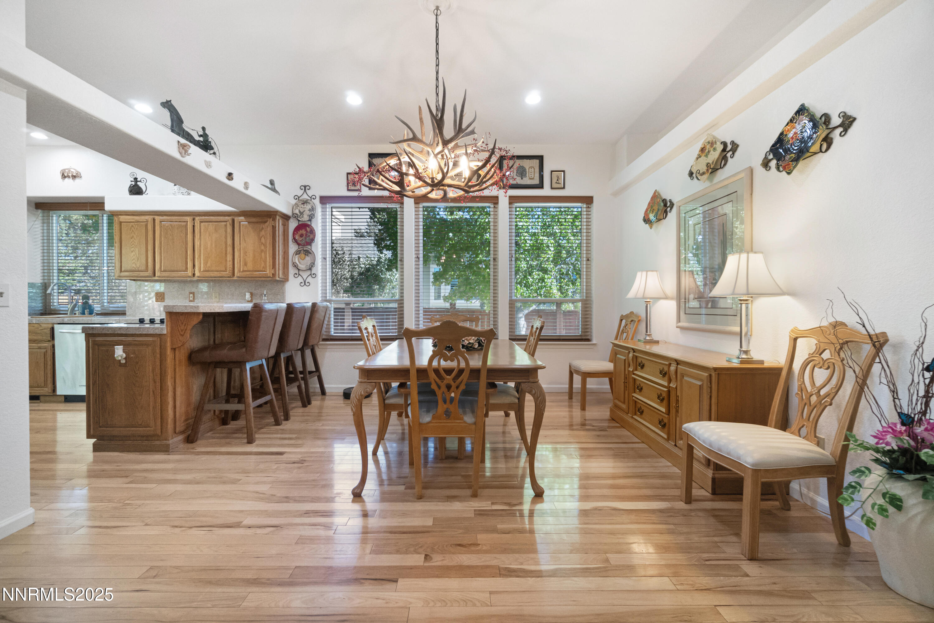 Formal Dining