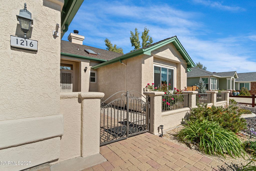 Photo of 1216 Pleasantview Drive, Gardnerville, NV 89460 (MLS # 250056952)