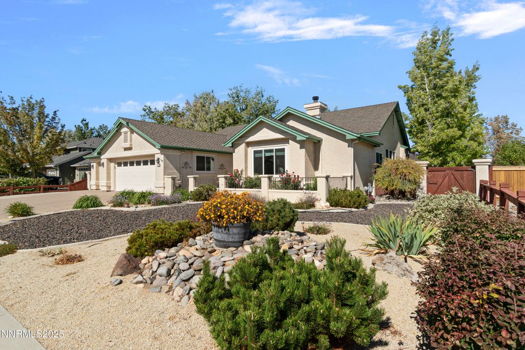 Photo of 1216 Pleasantview Drive, Gardnerville, NV 89460 (MLS # 250056952)