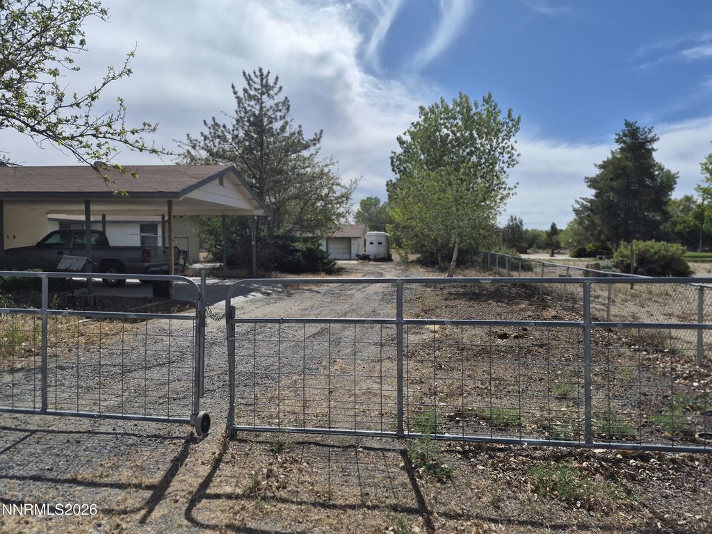 Photo of 1140 Pine Road, Fallon, NV 89406 (MLS # 260006399)