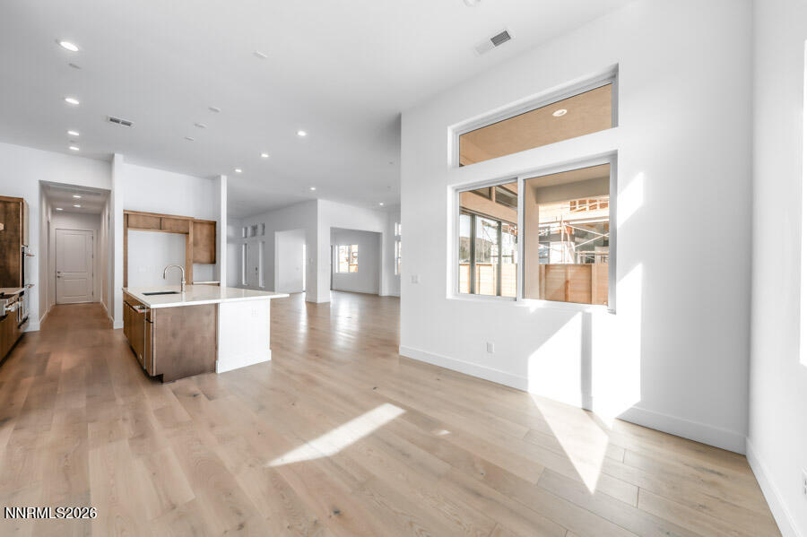 Reno, Nevada, 89511, United States, 3 Bedrooms Bedrooms, ,3 BathroomsBathrooms,Residential,Active,1973297