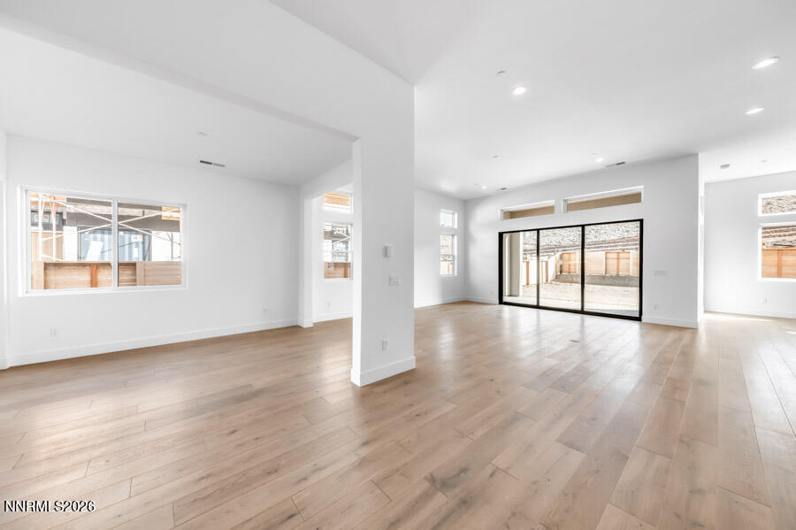 Reno, Nevada, 89511, United States, 3 Bedrooms Bedrooms, ,3 BathroomsBathrooms,Residential,Active,1973297