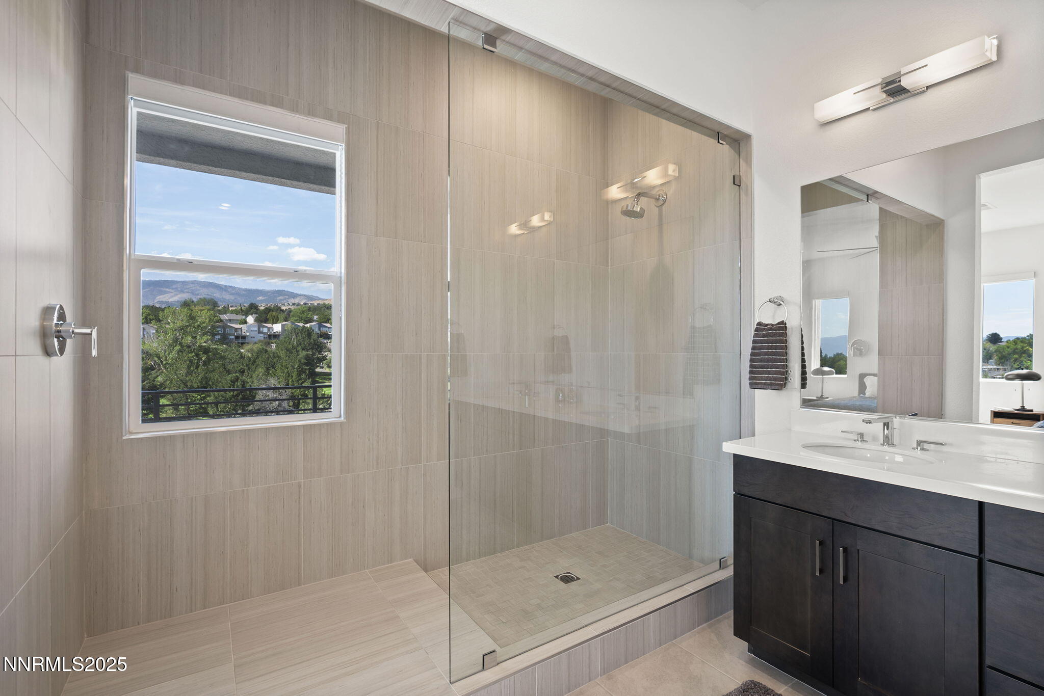 17-web-or-mls-_DSC0256