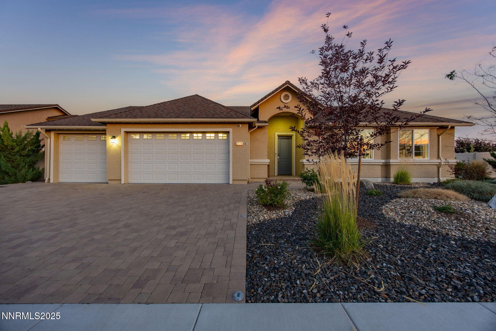 11-web-or-mls-2174 Ceclile Ct twilight-4