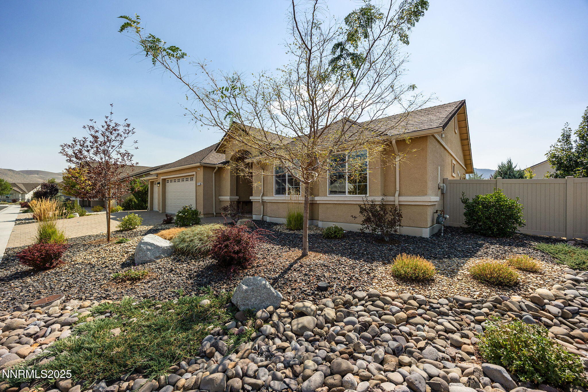 46-web-or-mls-2174 Ceclile Ct_-34