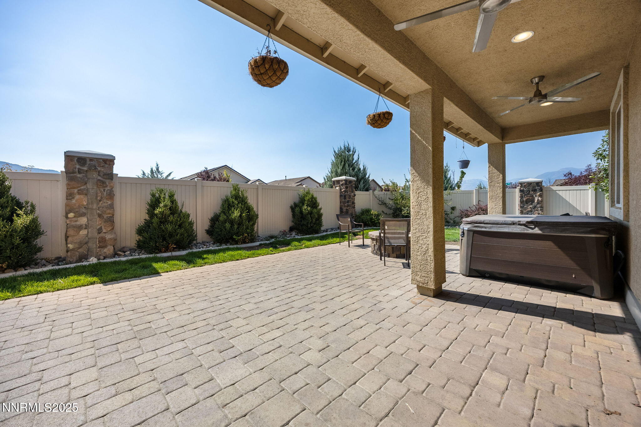 39-web-or-mls-2174 Ceclile Ct_-27