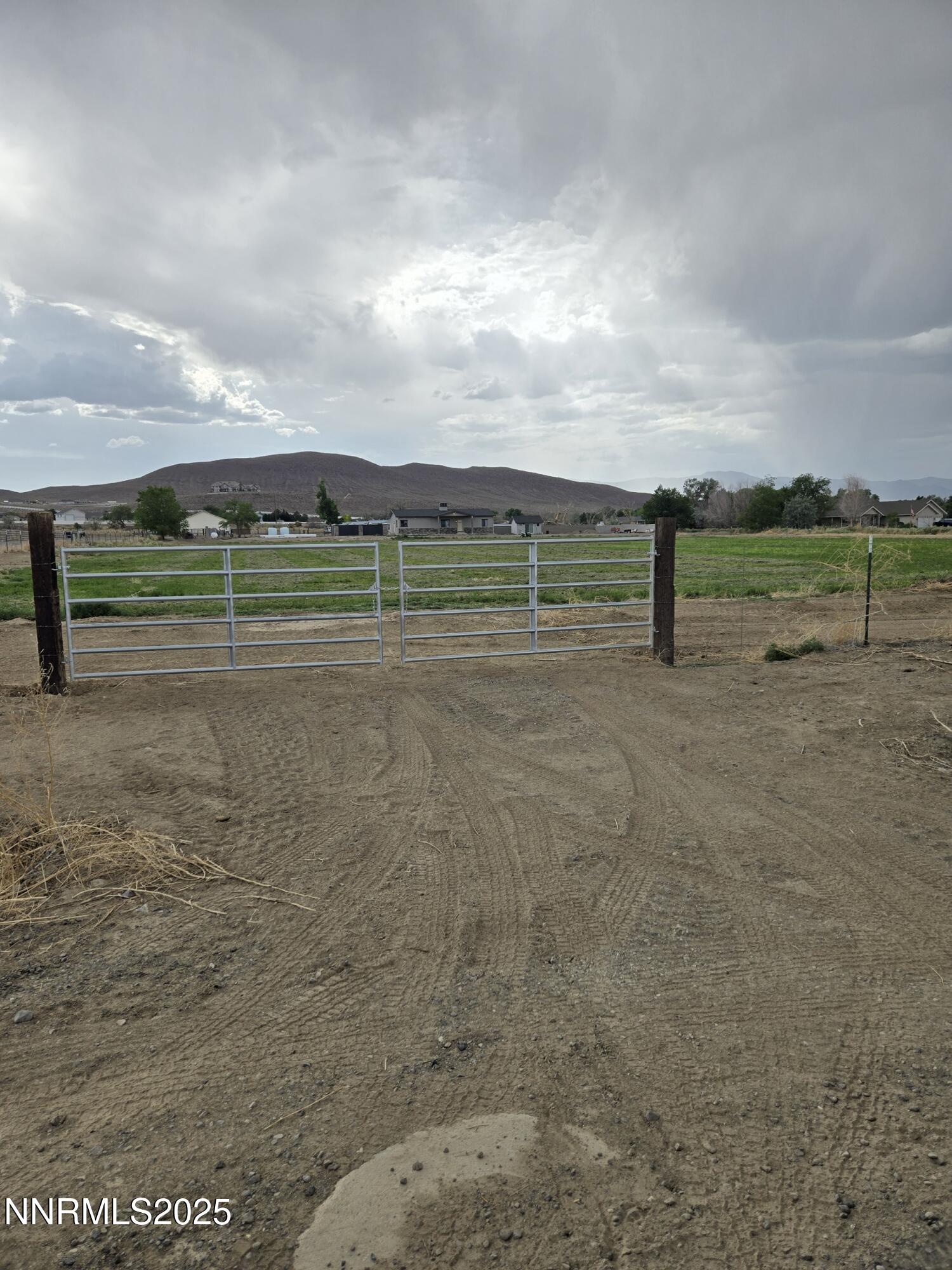 Fernley, Nevada, 89408, United States, 3 Bedrooms Bedrooms, ,2 BathroomsBathrooms,Residential,Active,1849569