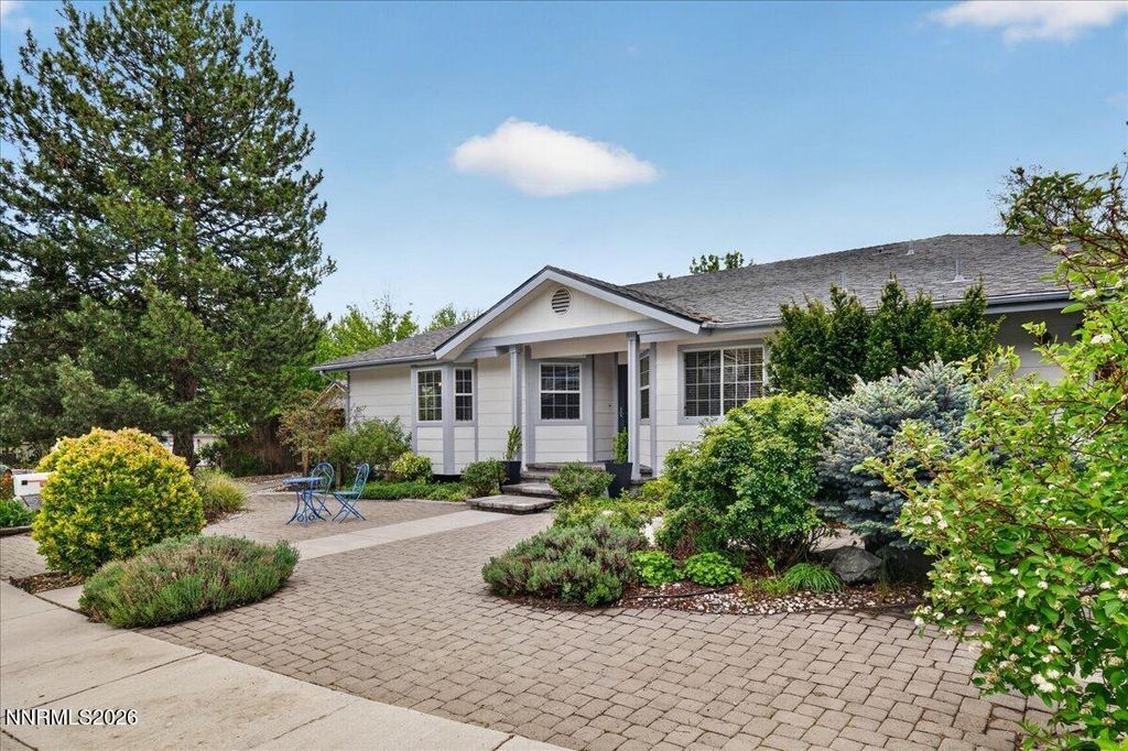 Photo of 510 Citadel Court, Reno, NV 89503 (MLS # 260005615)