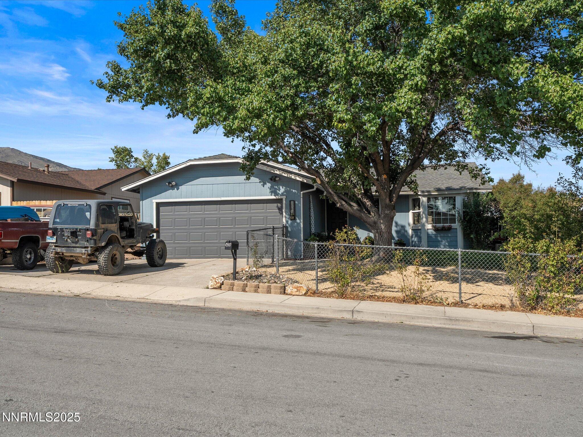 01-8517 Corrigan Way-100