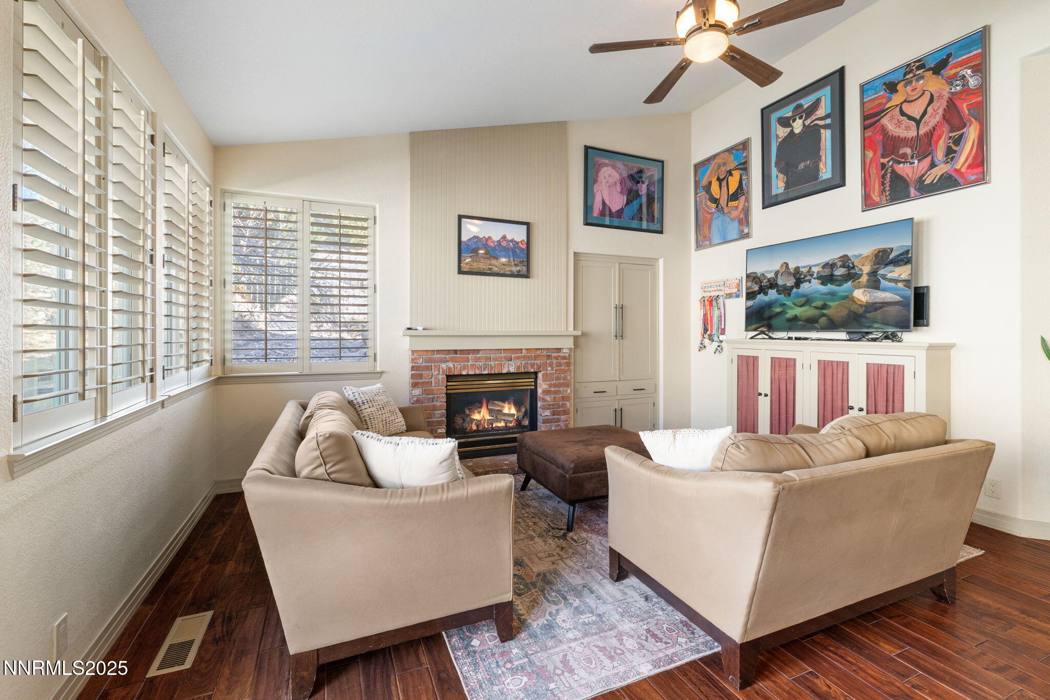 24-web-or-mls-2255 Hogan ct-25