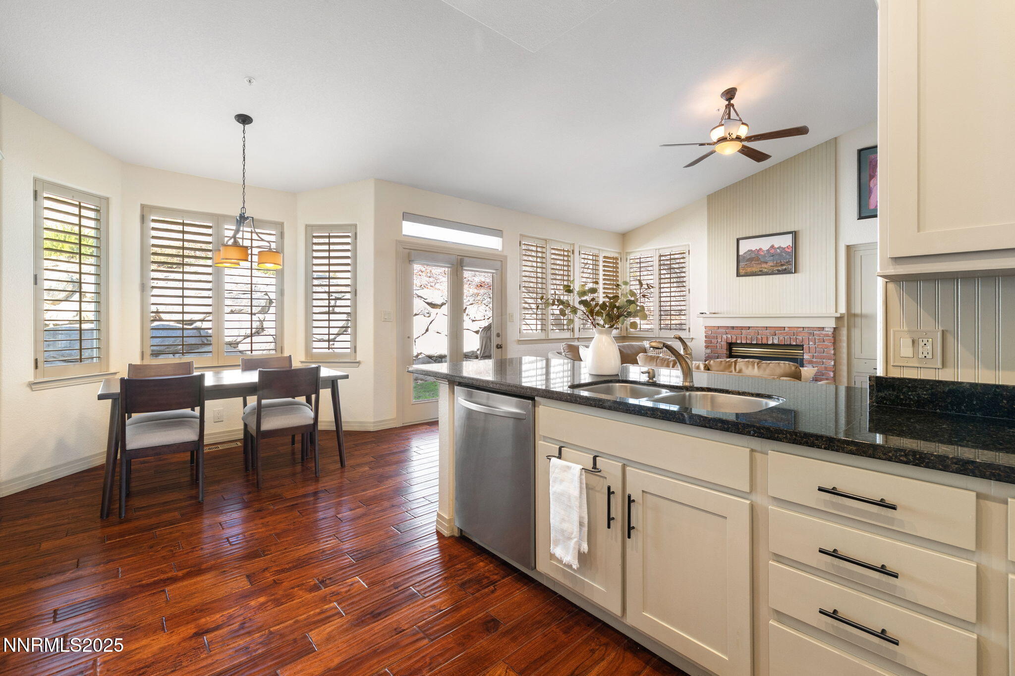 28-web-or-mls-2255 Hogan ct-29