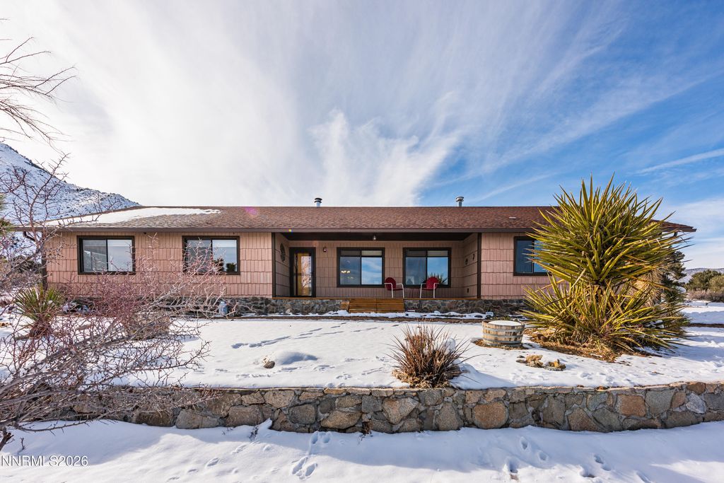 Photo of 5 Pinon Drive, Wellington, NV 89444 (MLS # 260001972)
