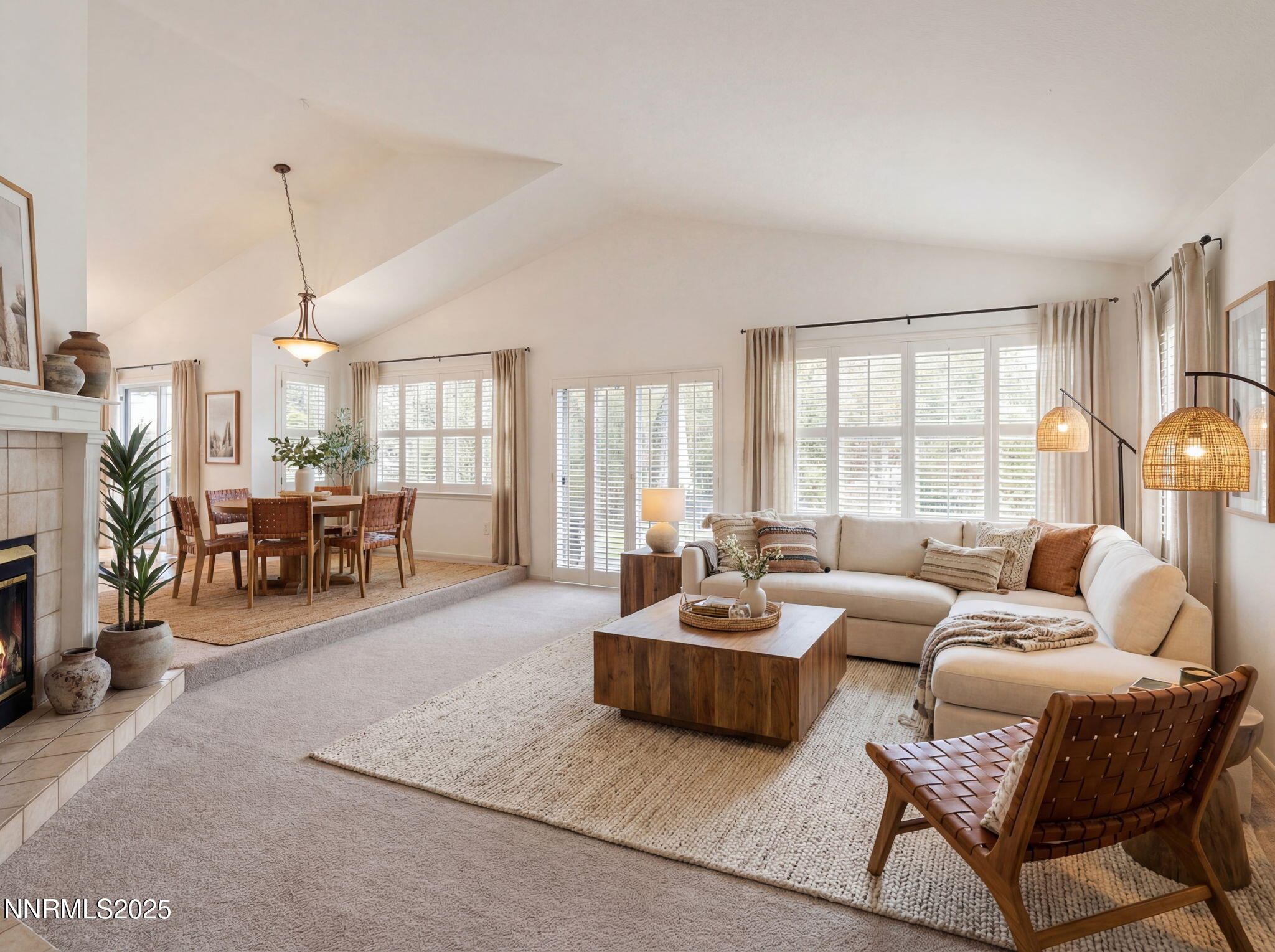 62-web-or-mls-3680 Ranch Crest Staged