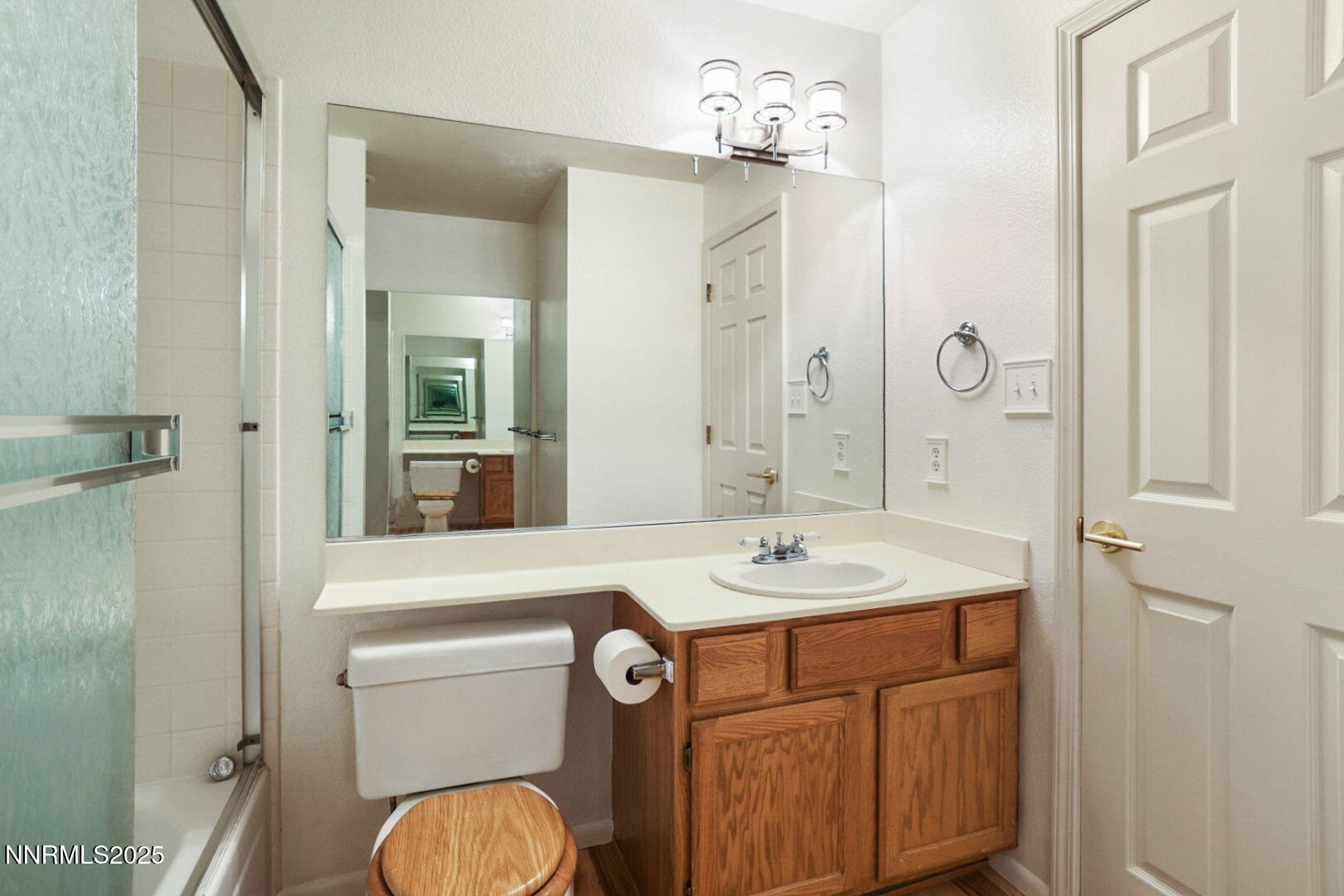 11-web-or-mls-Kyles House-13