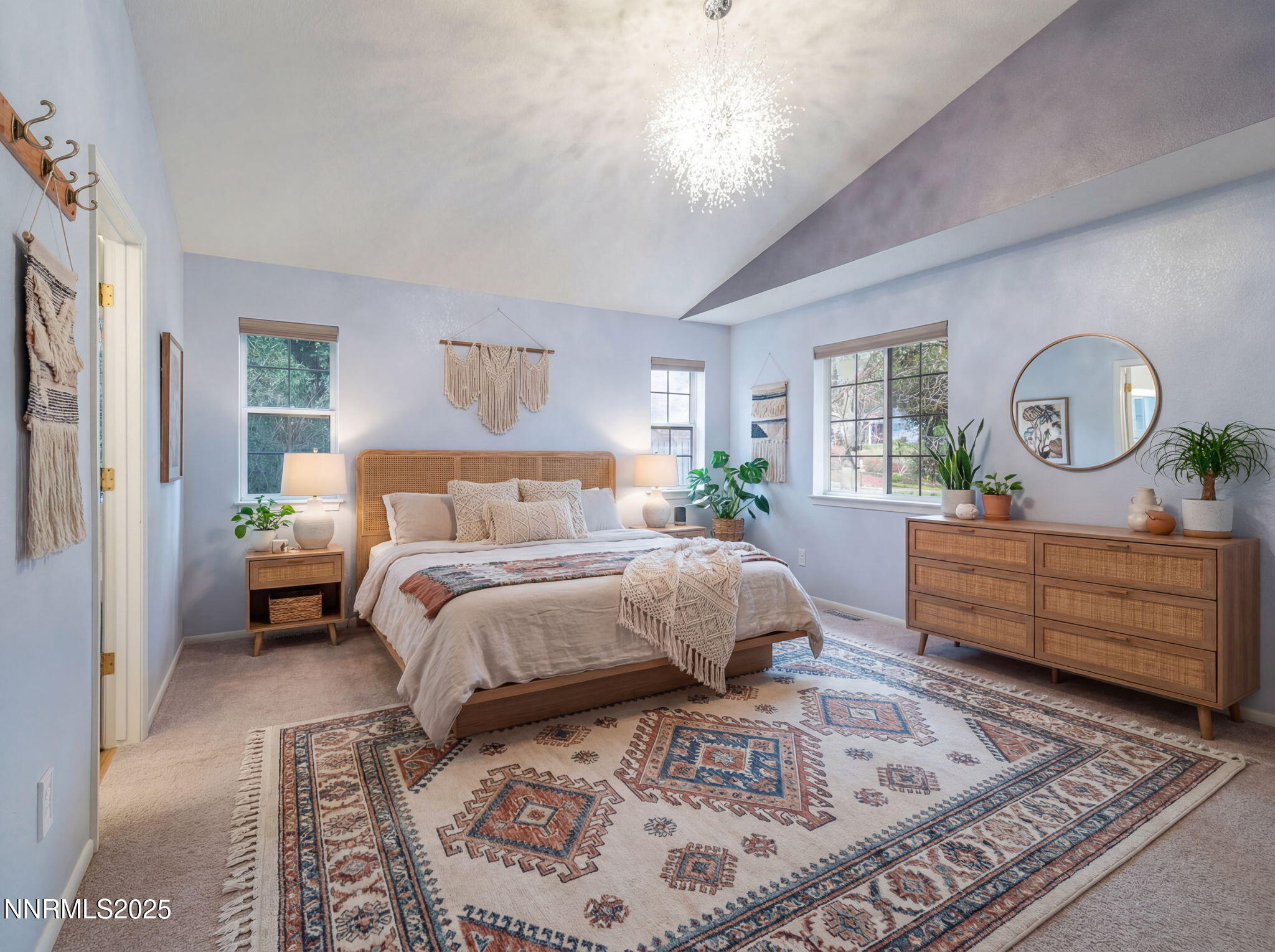 61-web-or-mls-3680 Ranch Crest Staged-4