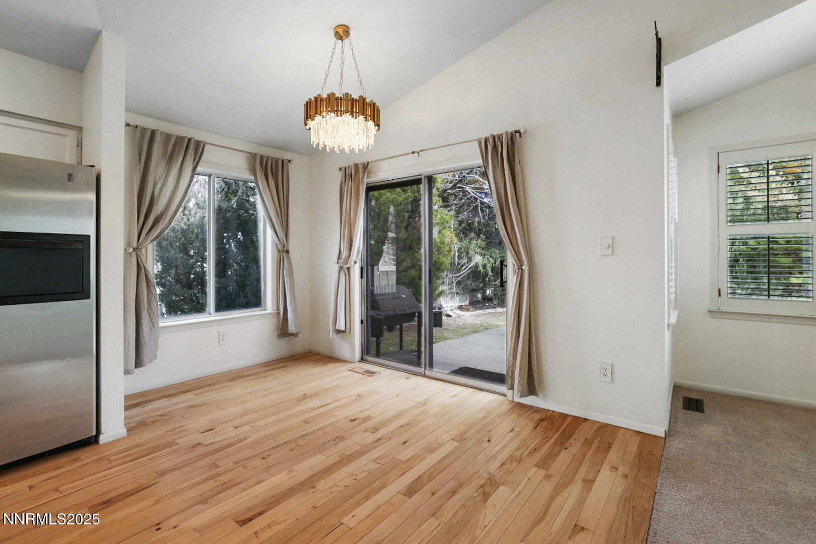 5-web-or-mls-Kyles House-6