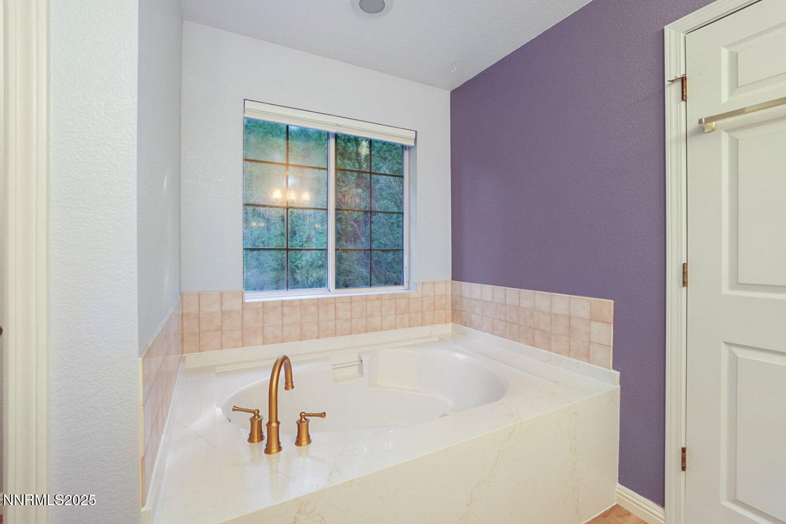 22-web-or-mls-Kyles House-24