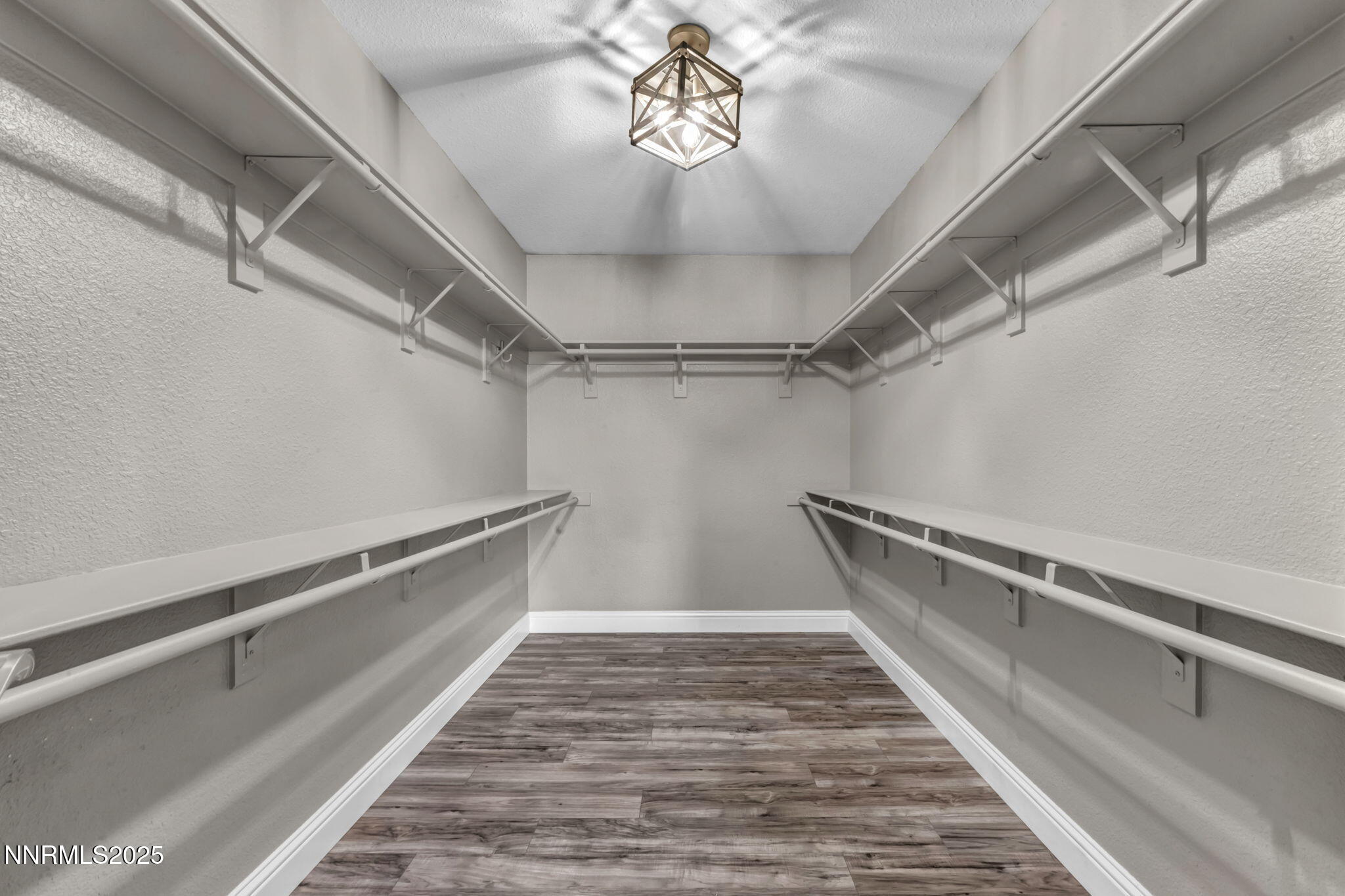 36-web-or-mls-17391-crystal-canyon-blvd