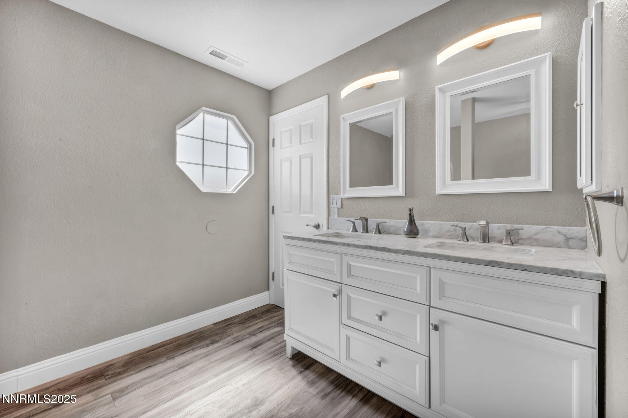 45-web-or-mls-17391-crystal-canyon-blvd