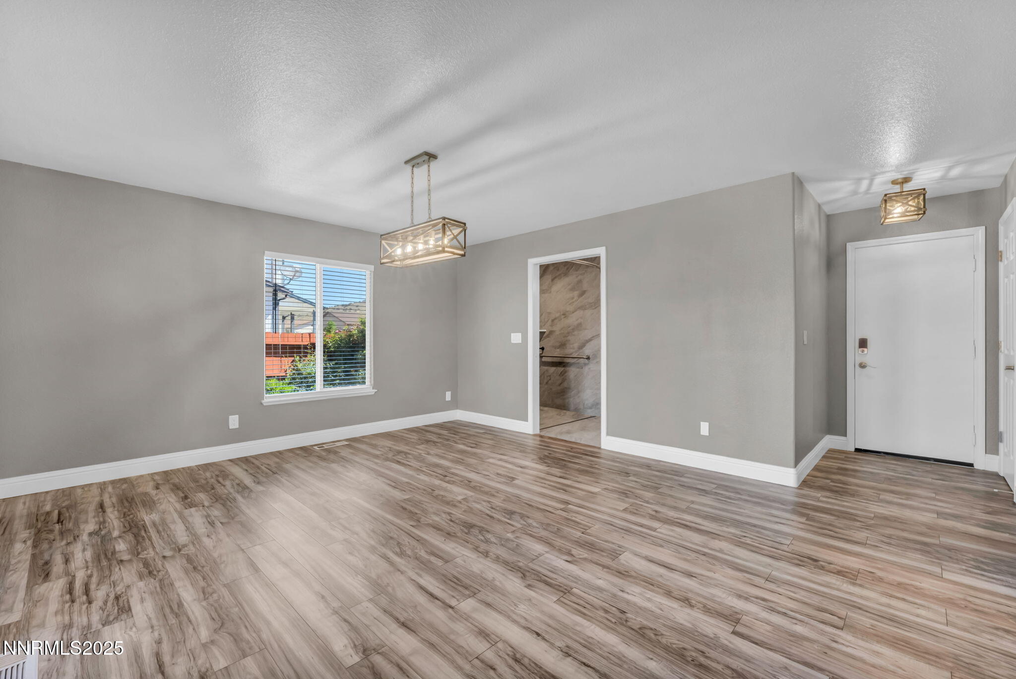 62-web-or-mls-17391-crystal-canyon-blvd