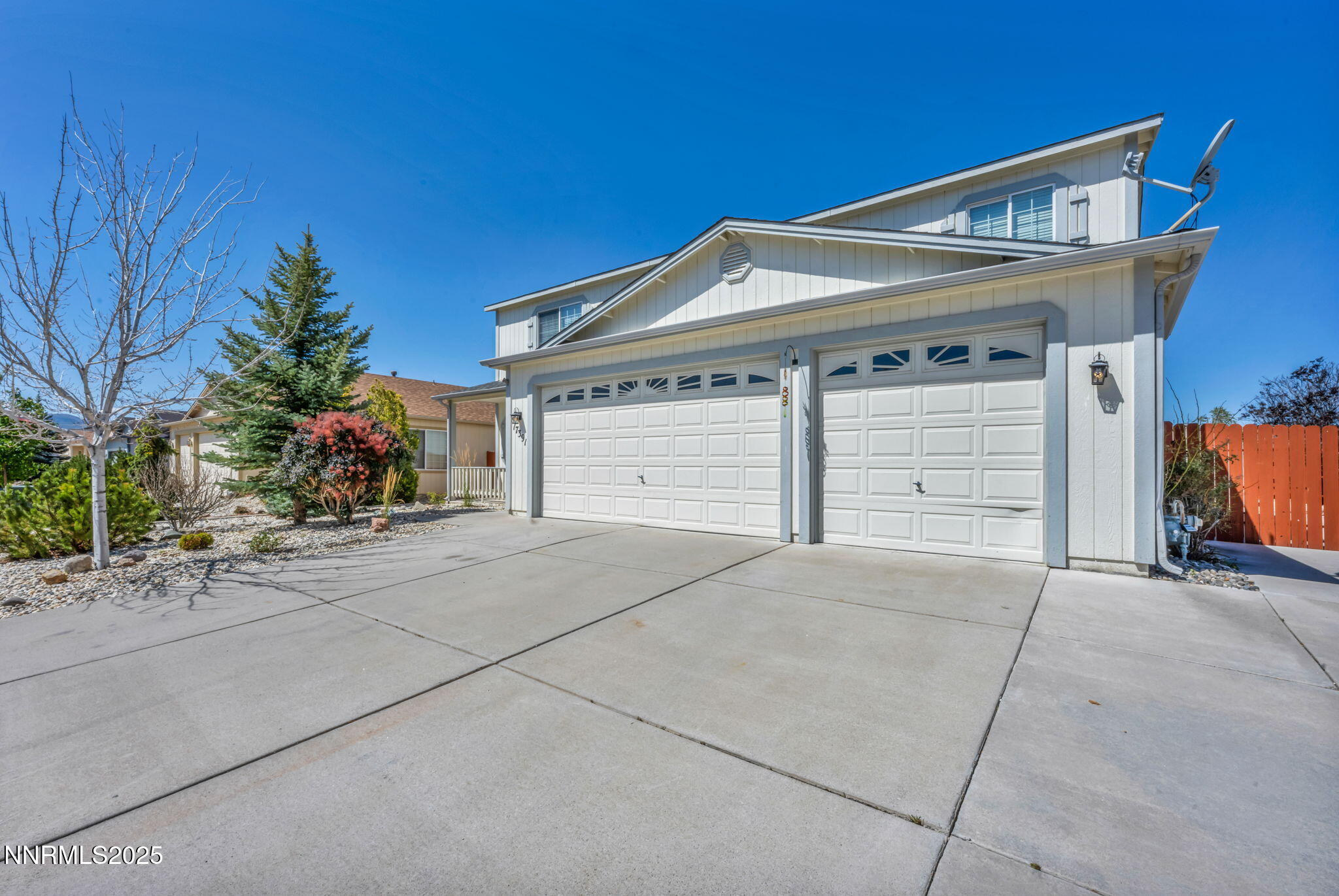 3-web-or-mls-17391-crystal-canyon-blvd