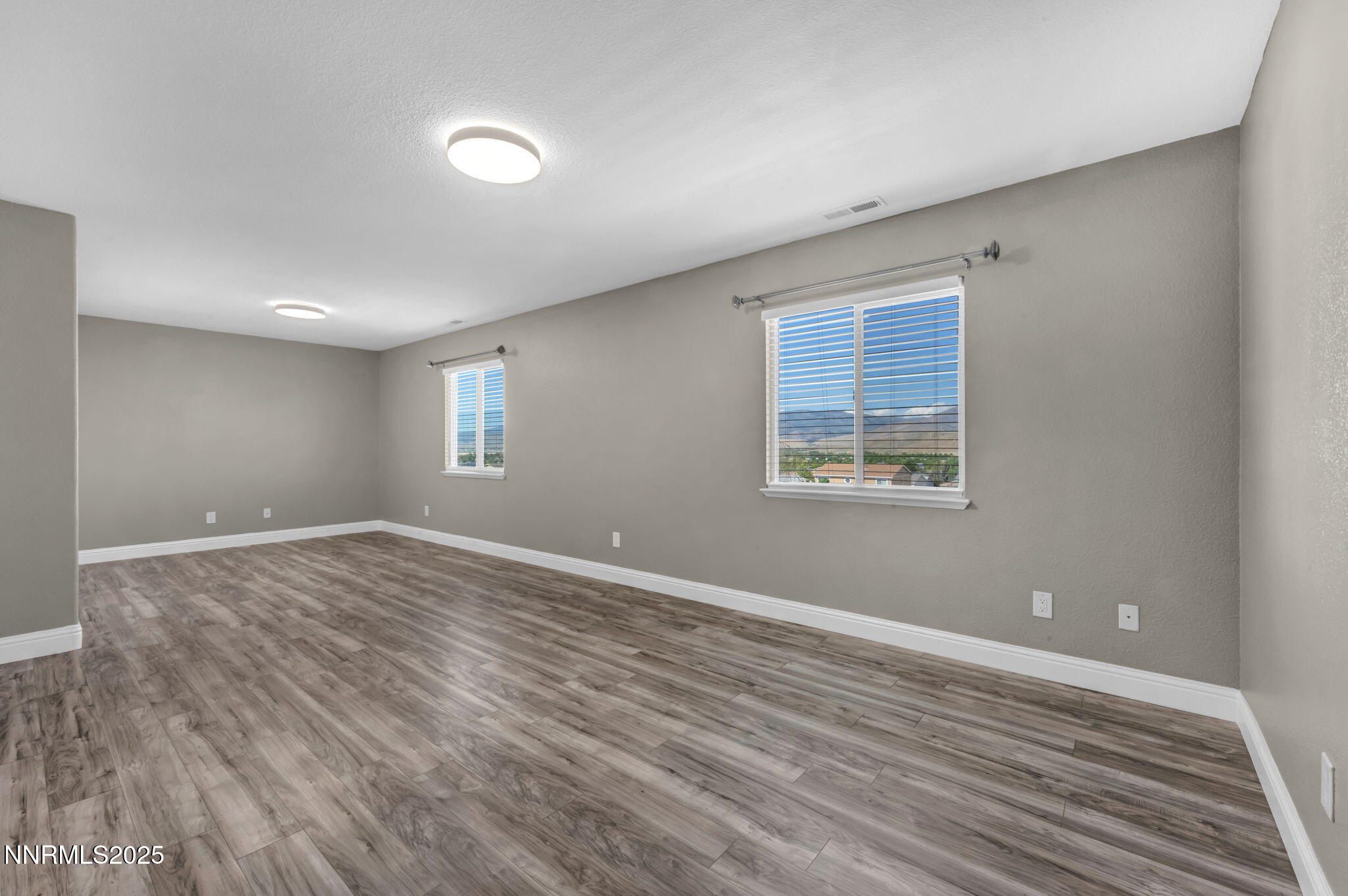 32-web-or-mls-17391-crystal-canyon-blvd