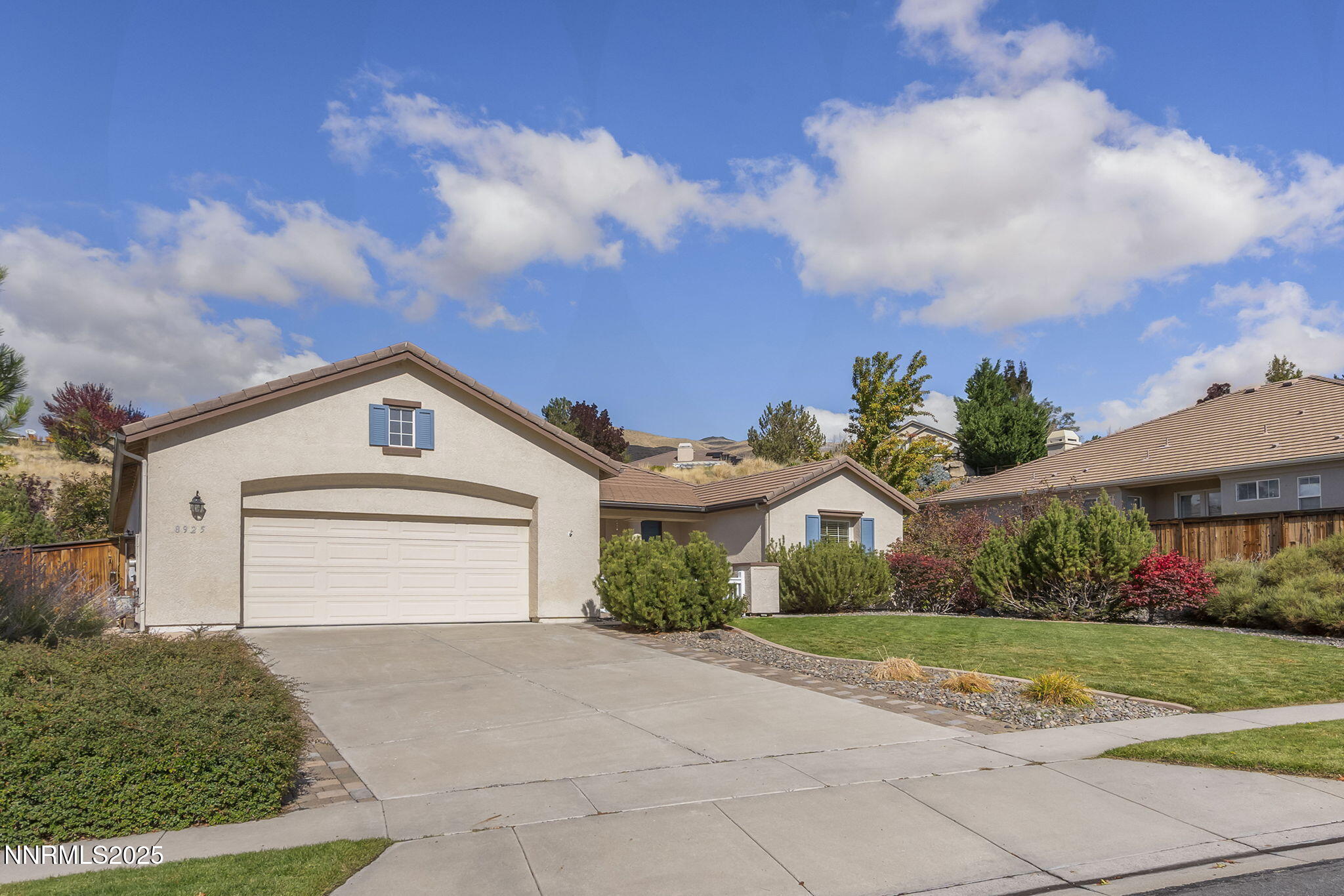 6-web-or-mls-_DSC0275