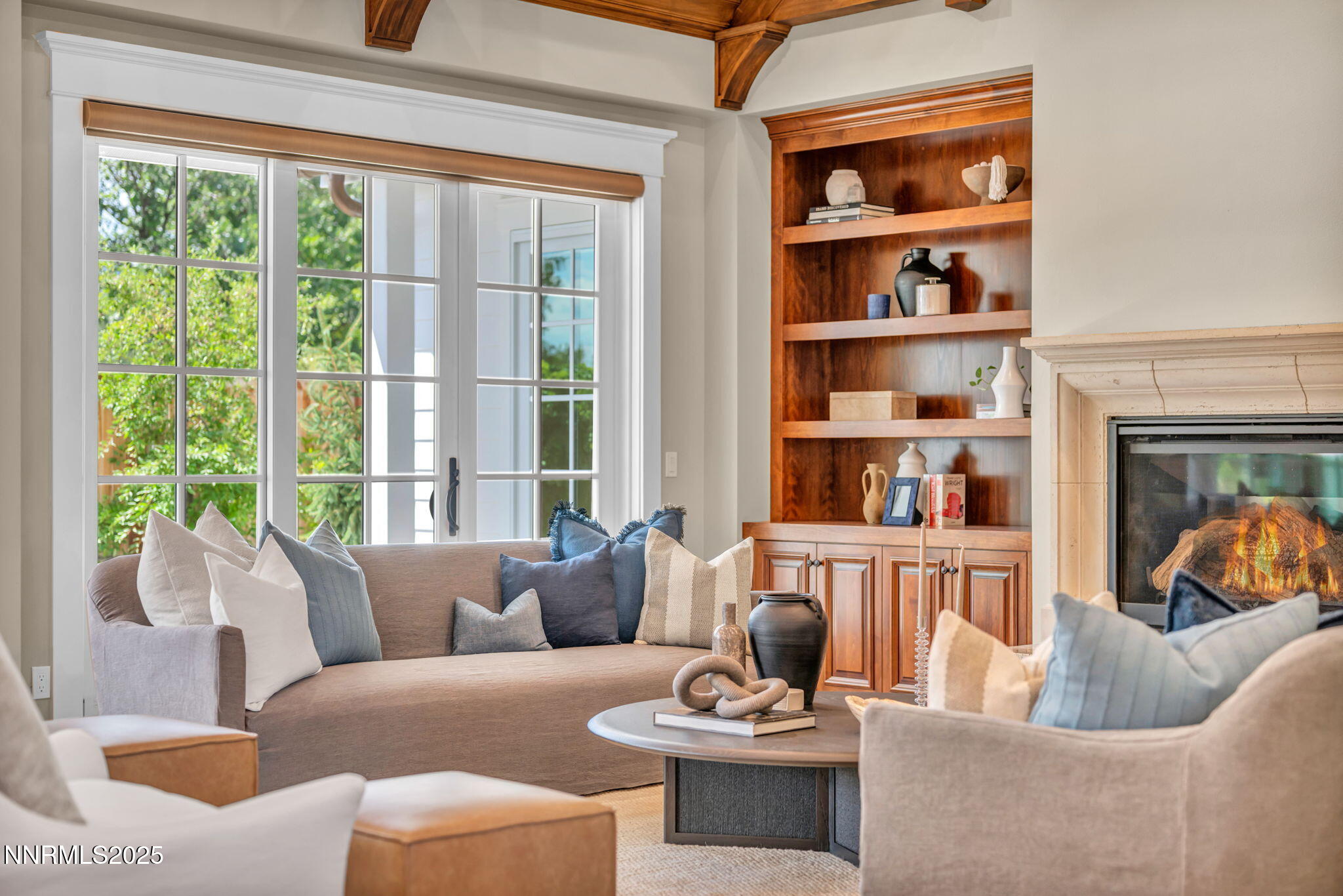 176-web-or-mls-6145-triple-crown-dr