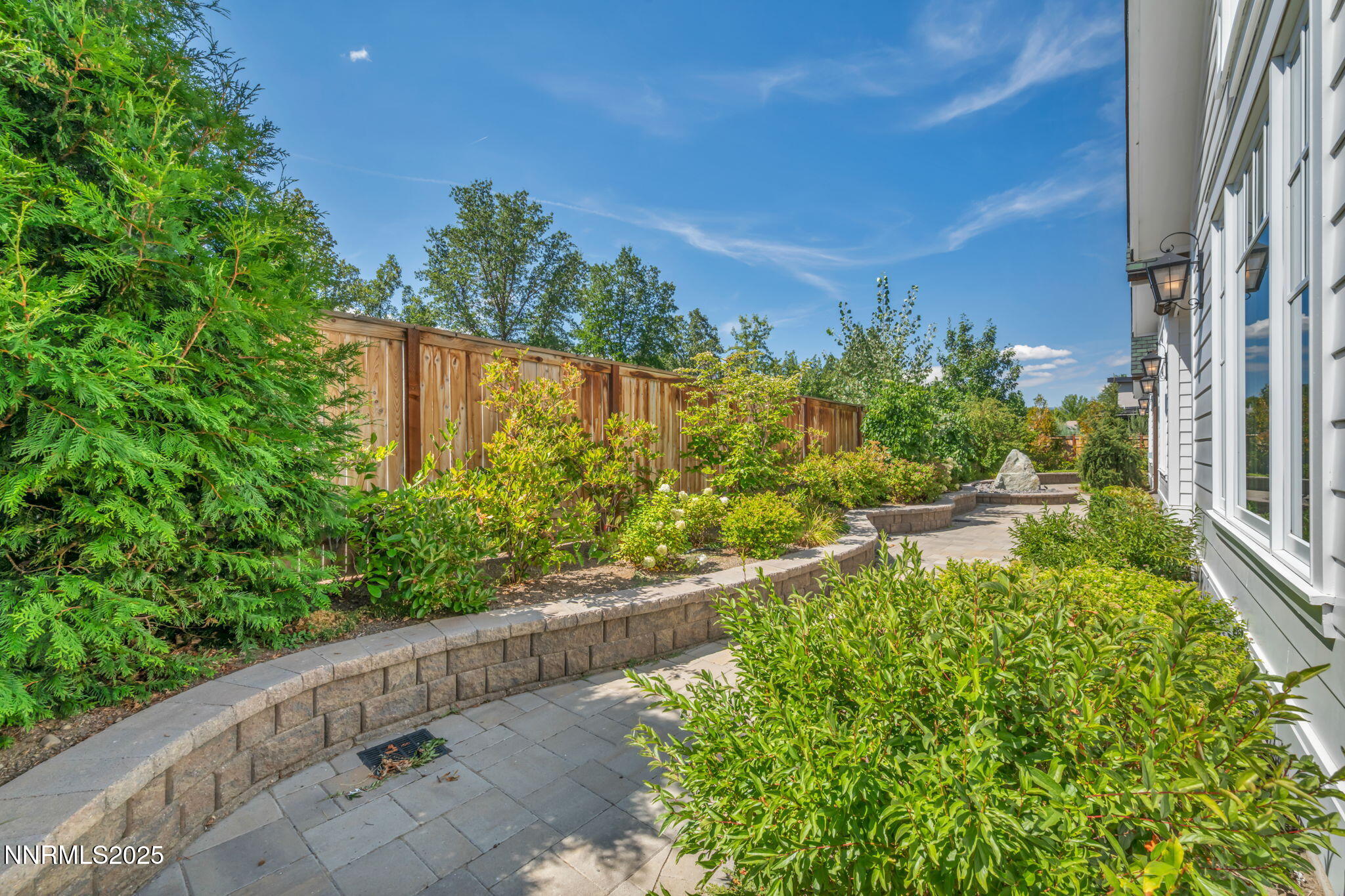 146-web-or-mls-6145-triple-crown-dr