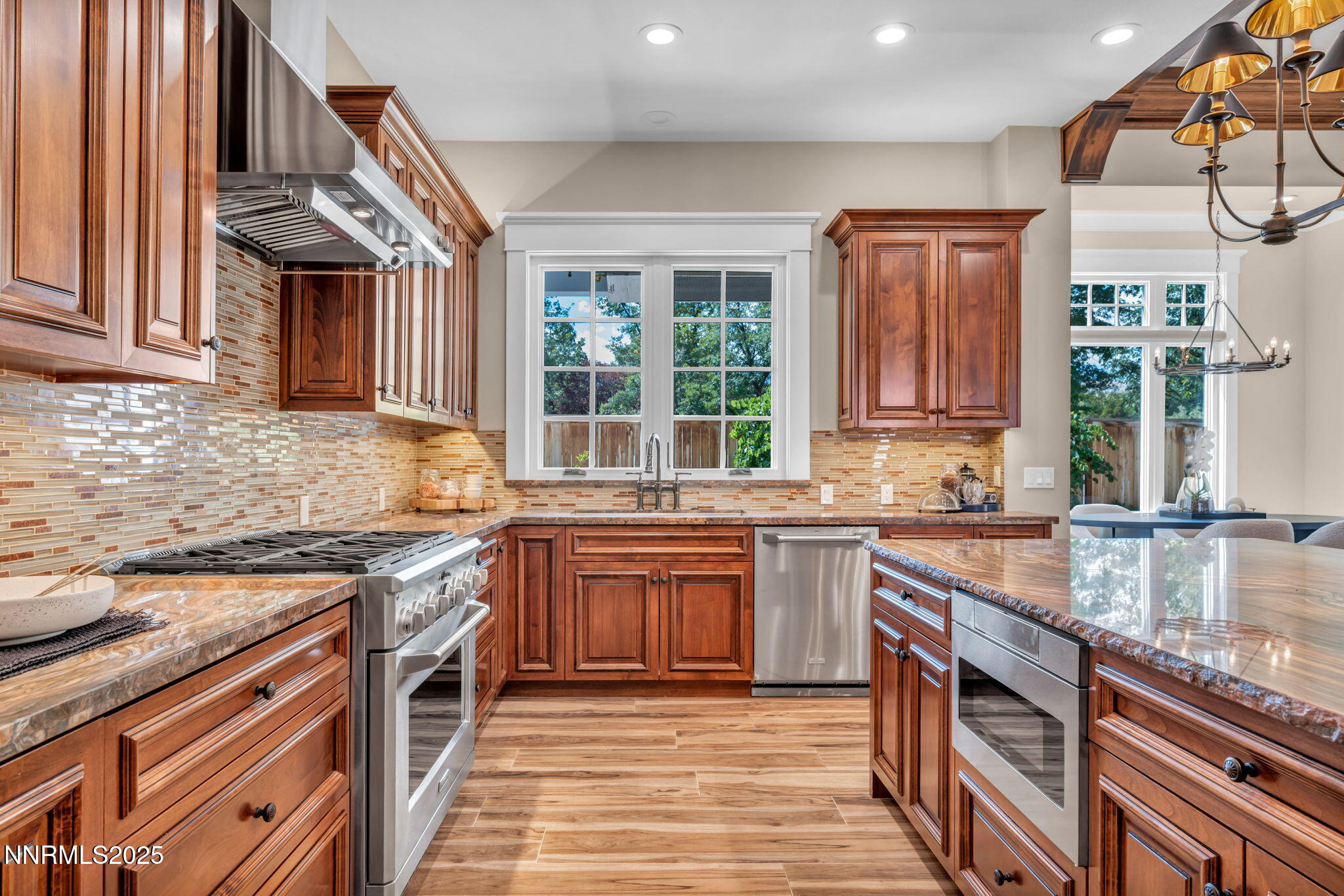 126-web-or-mls-6145-triple-crown-dr