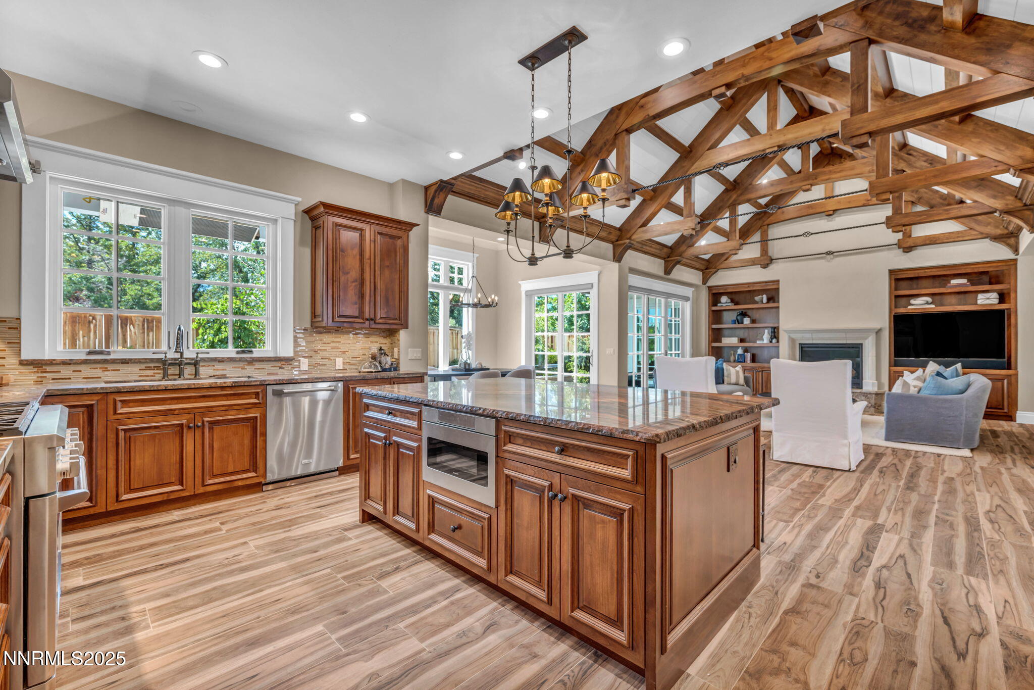 123-web-or-mls-6145-triple-crown-dr