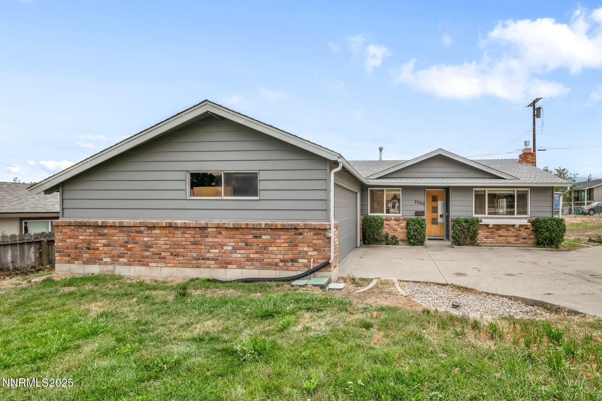 4-web-or-mls-2260-w-6th-st