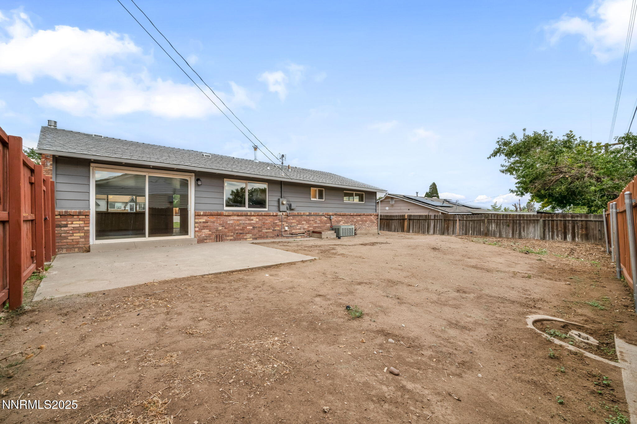 10-web-or-mls-2260-w-6th-st